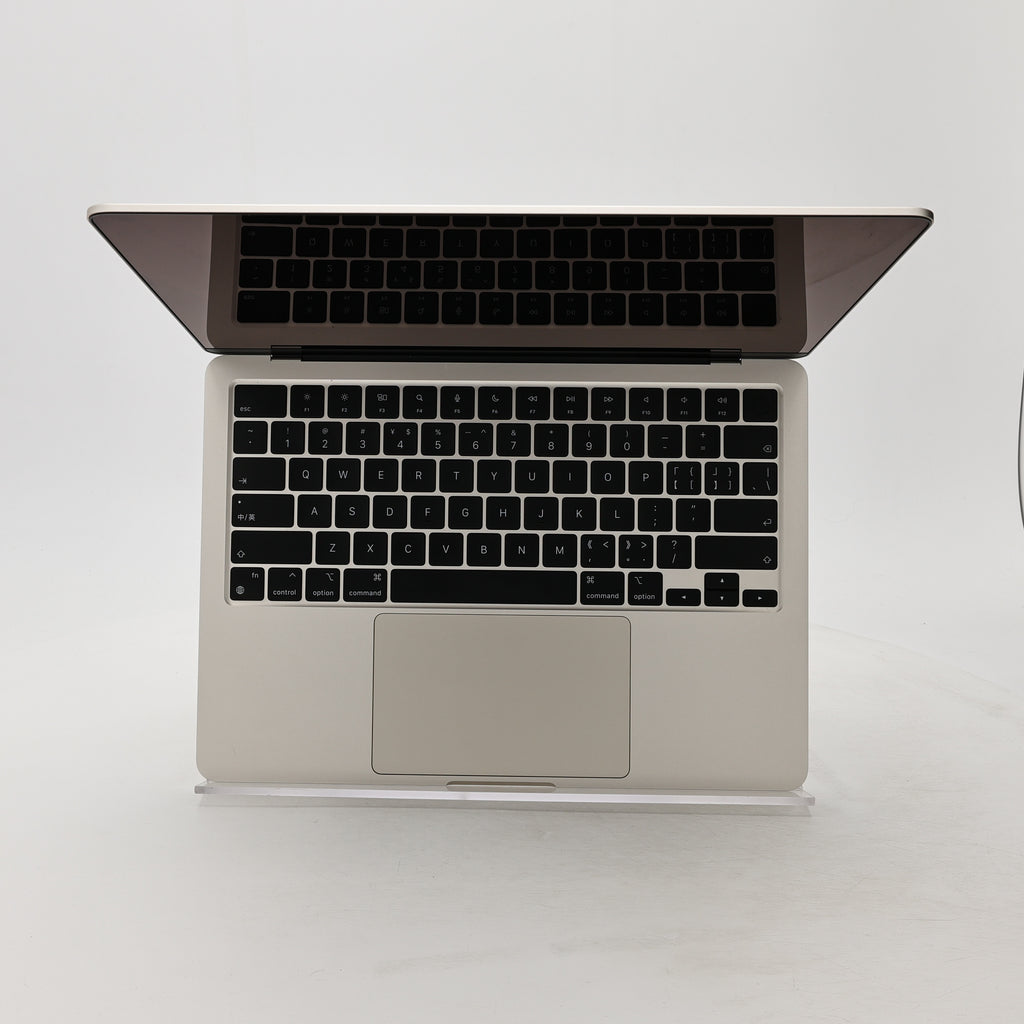 95新 Apple MacBook Air 22年 13寸 M2（8+8核） 8G RAM 256G SSD 星光色