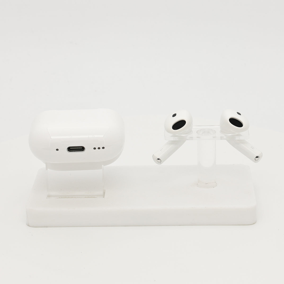 99新 Apple AirPods 4 (支持主動降噪) 白色