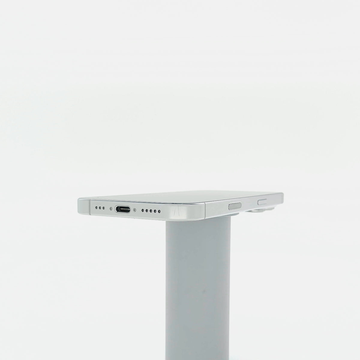 95新 Apple iPhone 16 Pro 128G 白色鈦金屬 中國大陸版