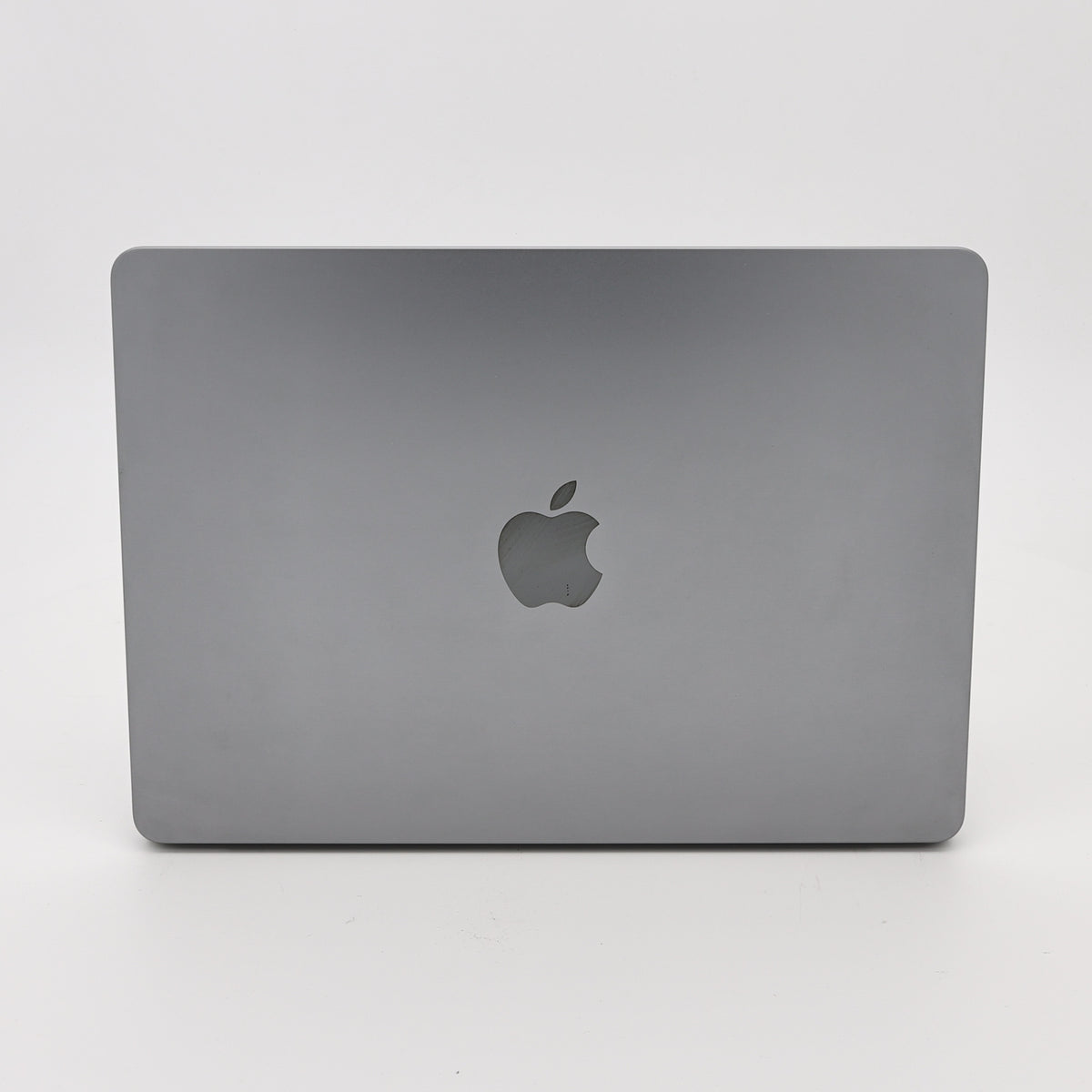 95新 Apple MacBook Air 22年 13寸 M2（8+8核） 8G RAM 512G SSD 深空灰色