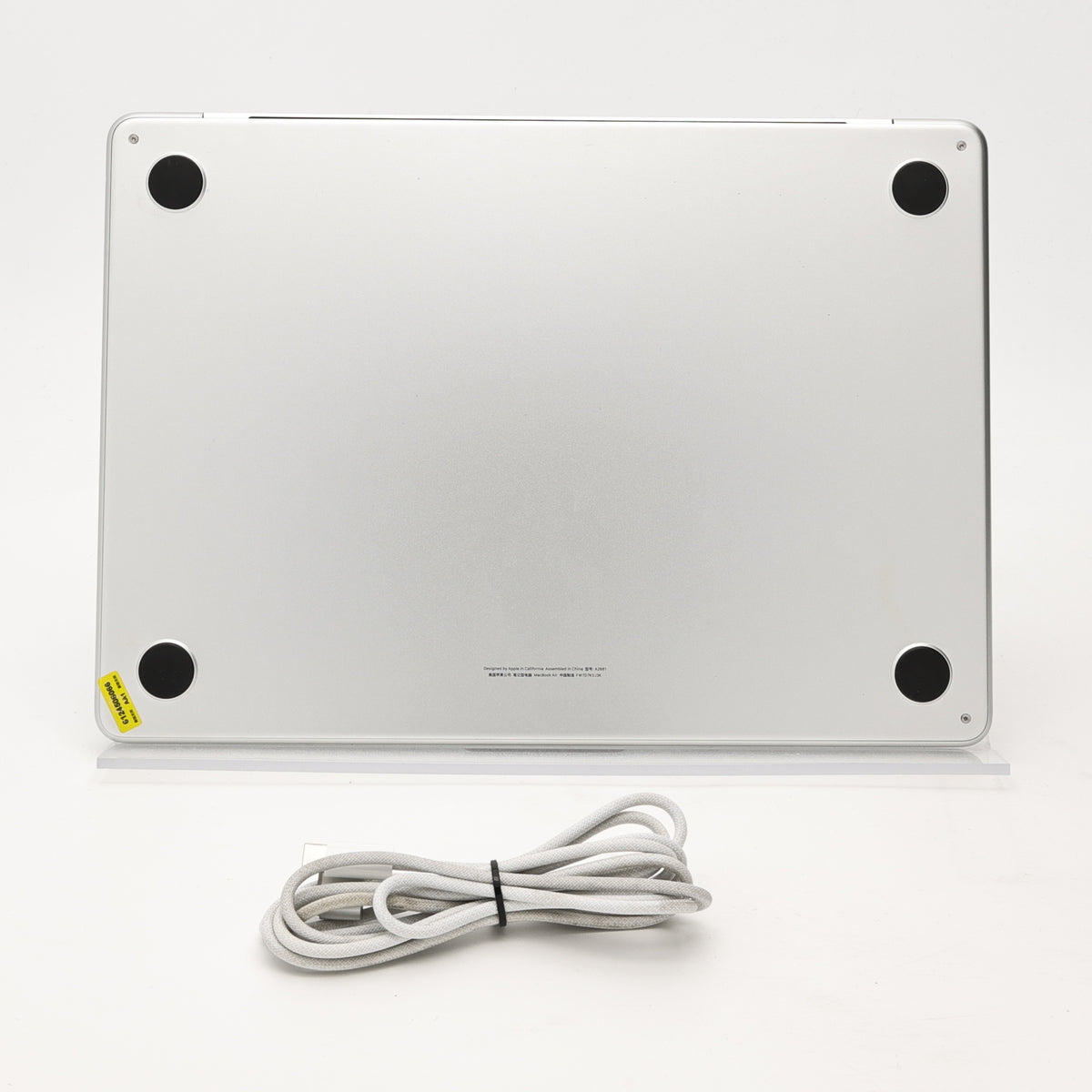 95新 Apple MacBook Air 22年 13寸 M2（8+8核） 8G RAM 256G SSD 銀色