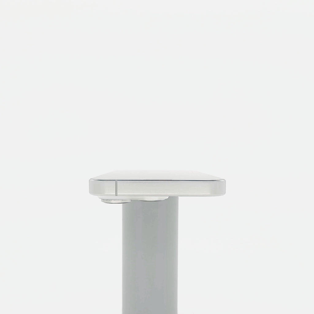 95新 Apple iPhone 16 Pro 128G 白色鈦金屬 中國大陸版