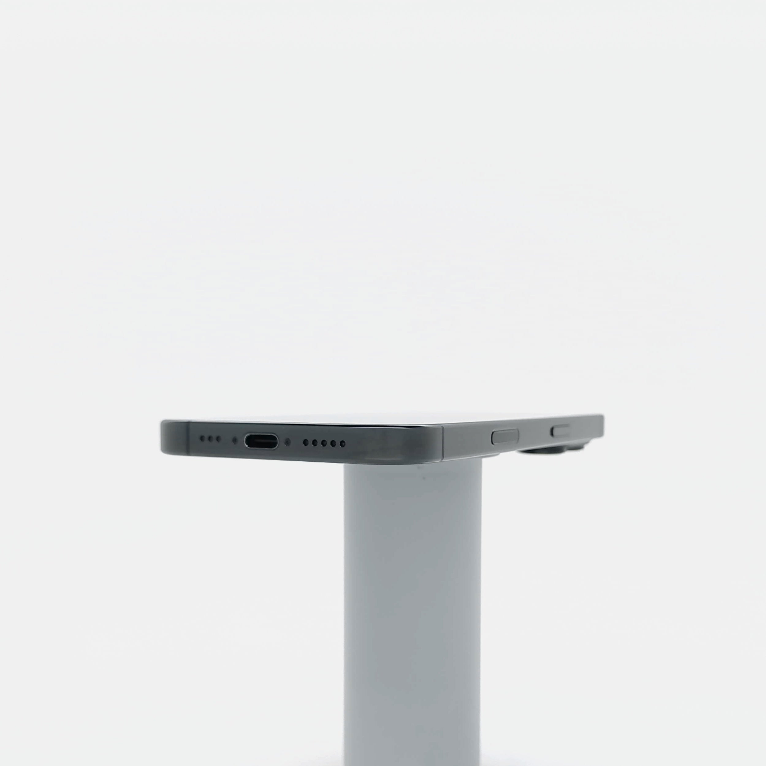 95新 Apple iPhone 16 Pro 128G 黑色鈦金屬 中國大陸版
