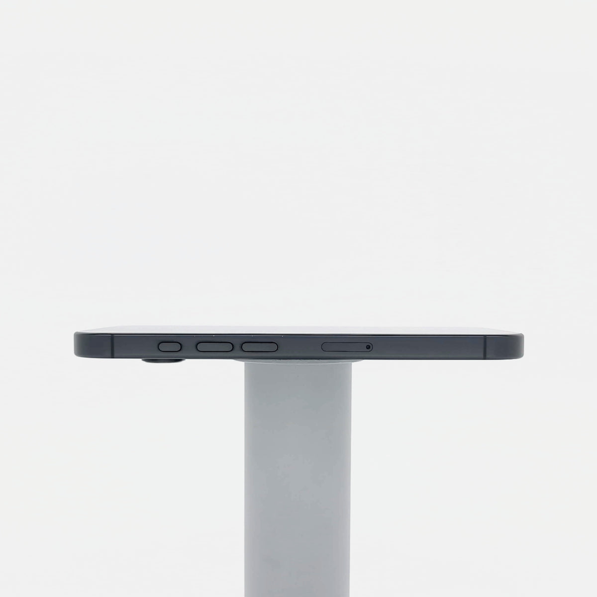 95新 Apple iPhone 16 Pro 128G 黑色鈦金屬 中國大陸版