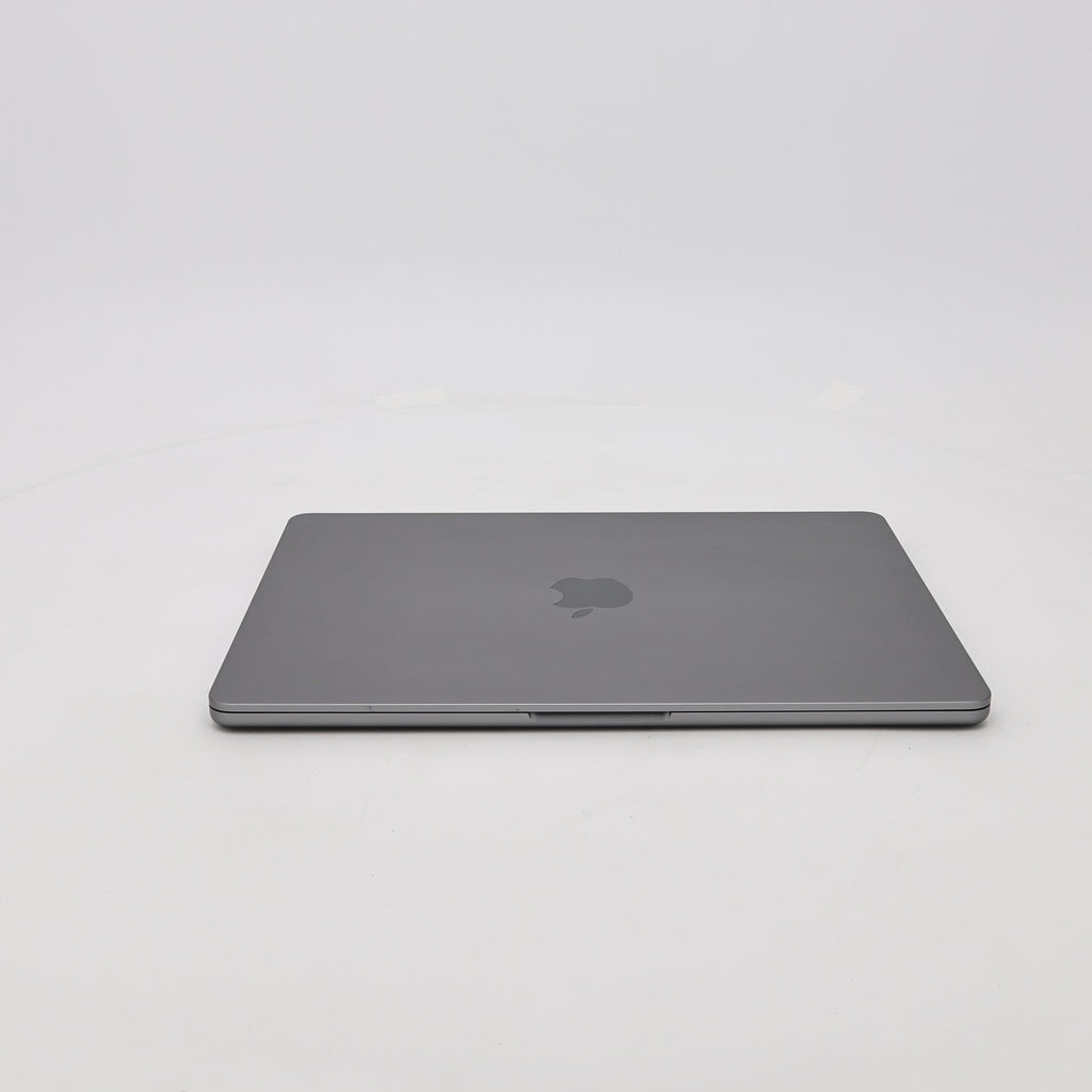 95新 Apple MacBook Air 22年 13寸 M2（8+8核） 16G RAM 256G SSD 深空灰色