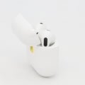 99新 Apple AirPods 5 白色