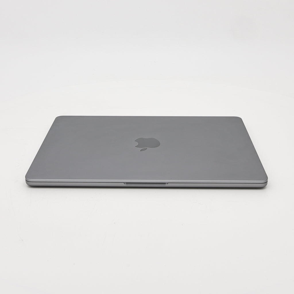 95新 Apple MacBook Air 22年 13寸 M2（8+8核） 8G RAM 512G SSD 深空灰色