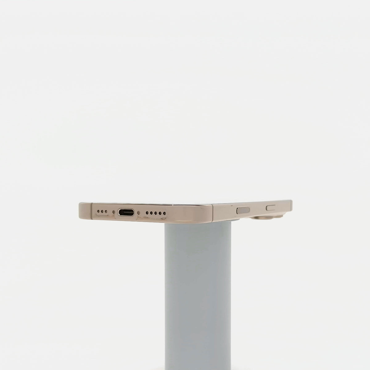 95新 Apple iPhone 16 Pro 128G 沙漠色鈦金屬 中國大陸版