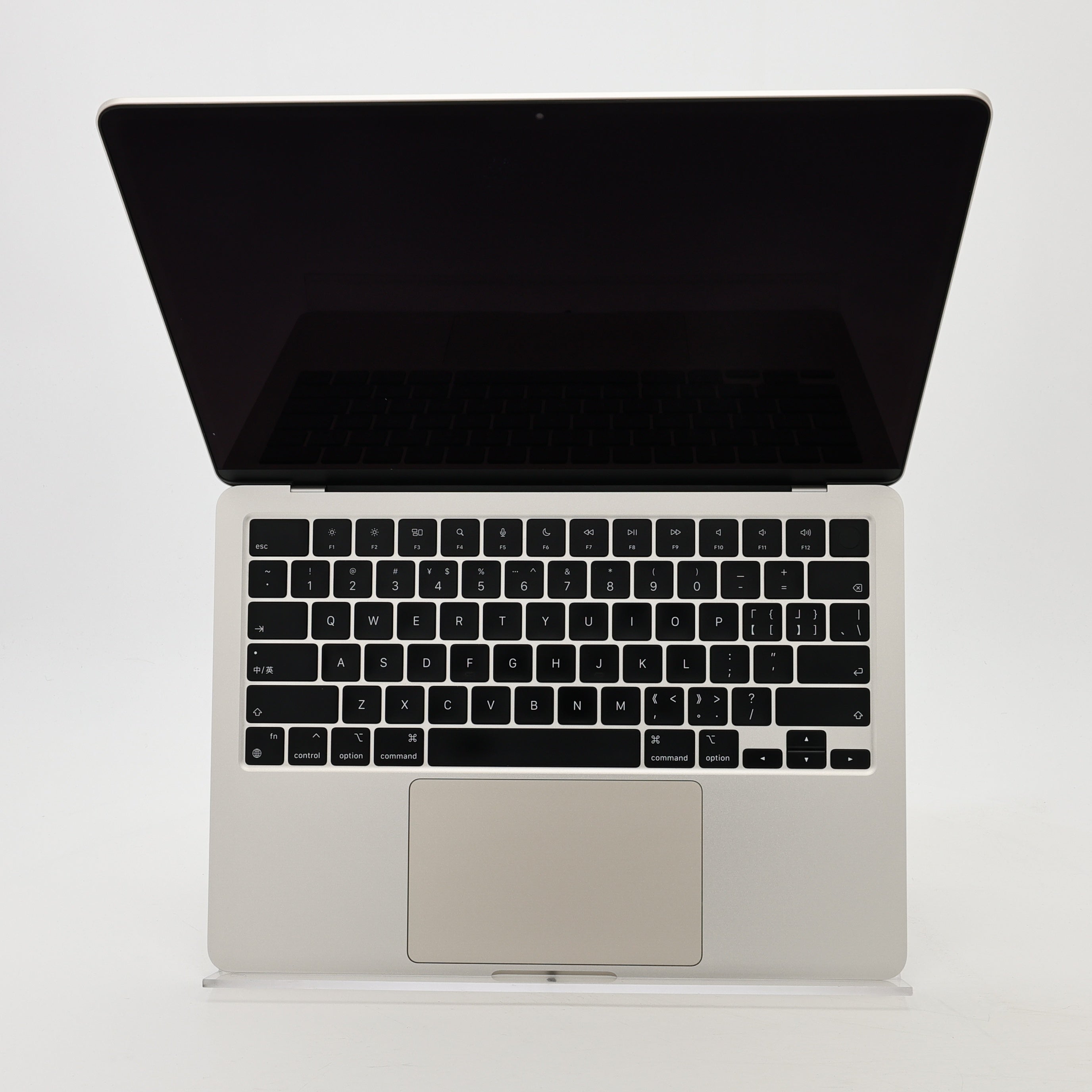 95新 Apple MacBook Air 22年 13寸 M2（8+8核） 8G RAM 256G SSD 星光色