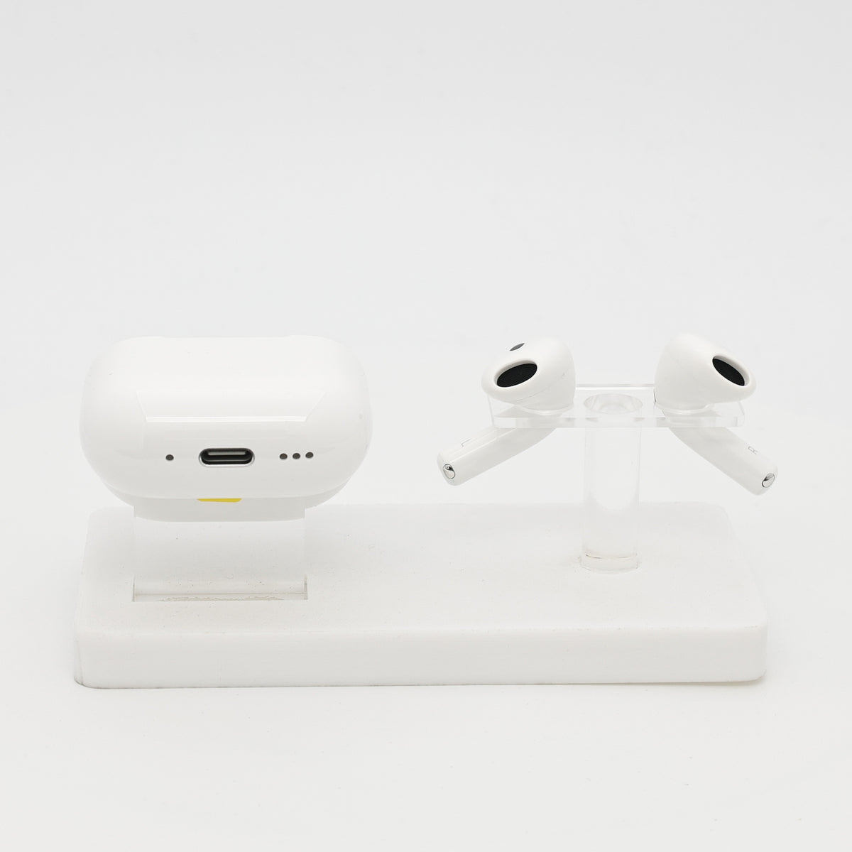99新 Apple AirPods 4 (支持主動降噪) 白色