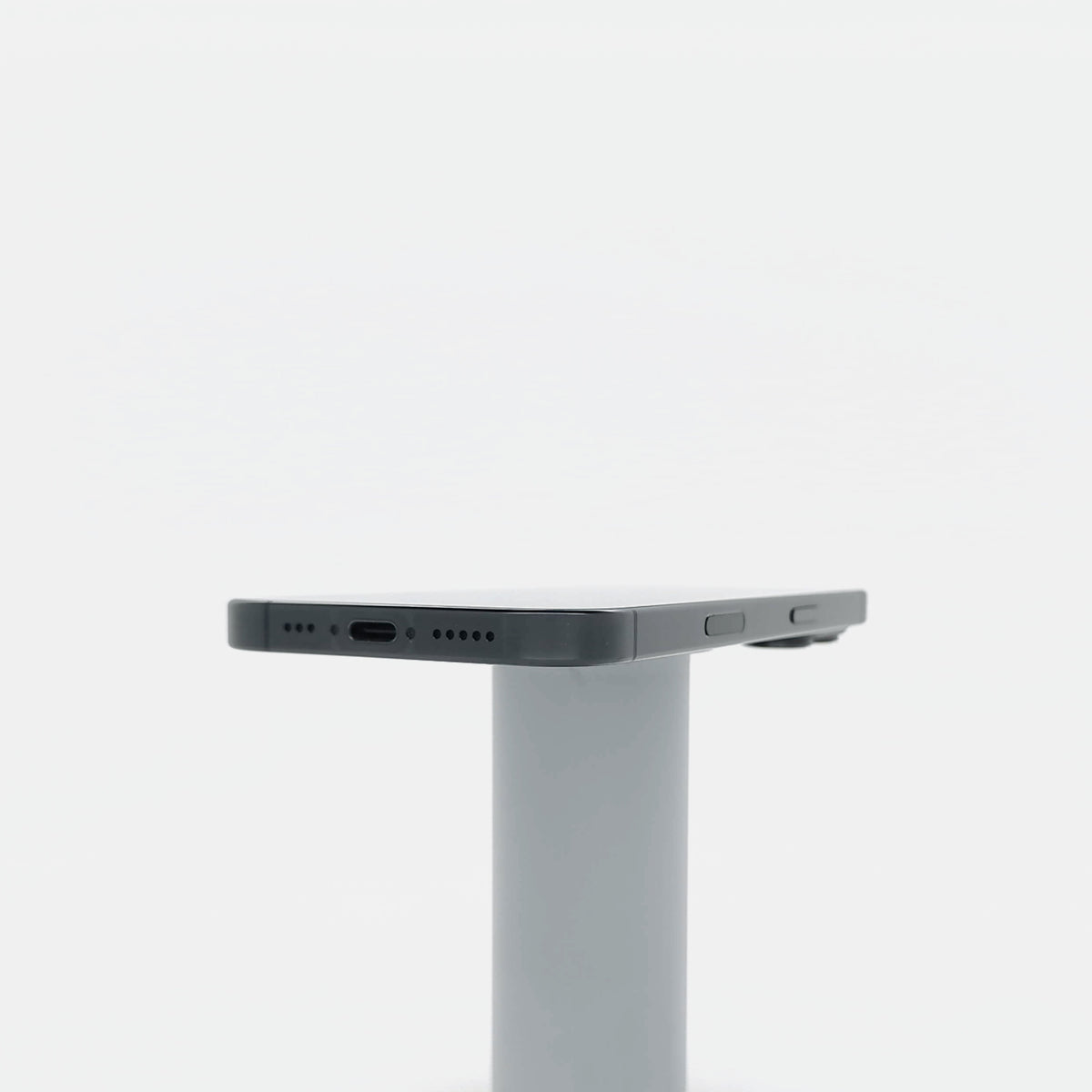 95新 Apple iPhone 16 Pro 128G 黑色鈦金屬 中國大陸版
