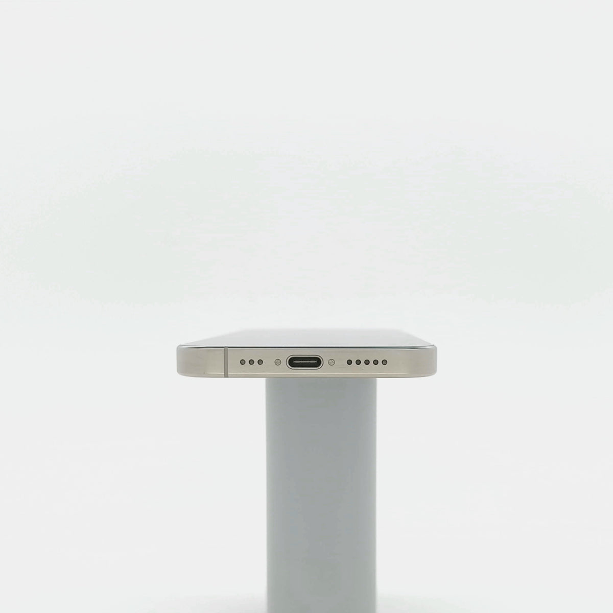 99新 Apple iPhone 16 Pro 128G 原色鈦金屬 中國大陸版
