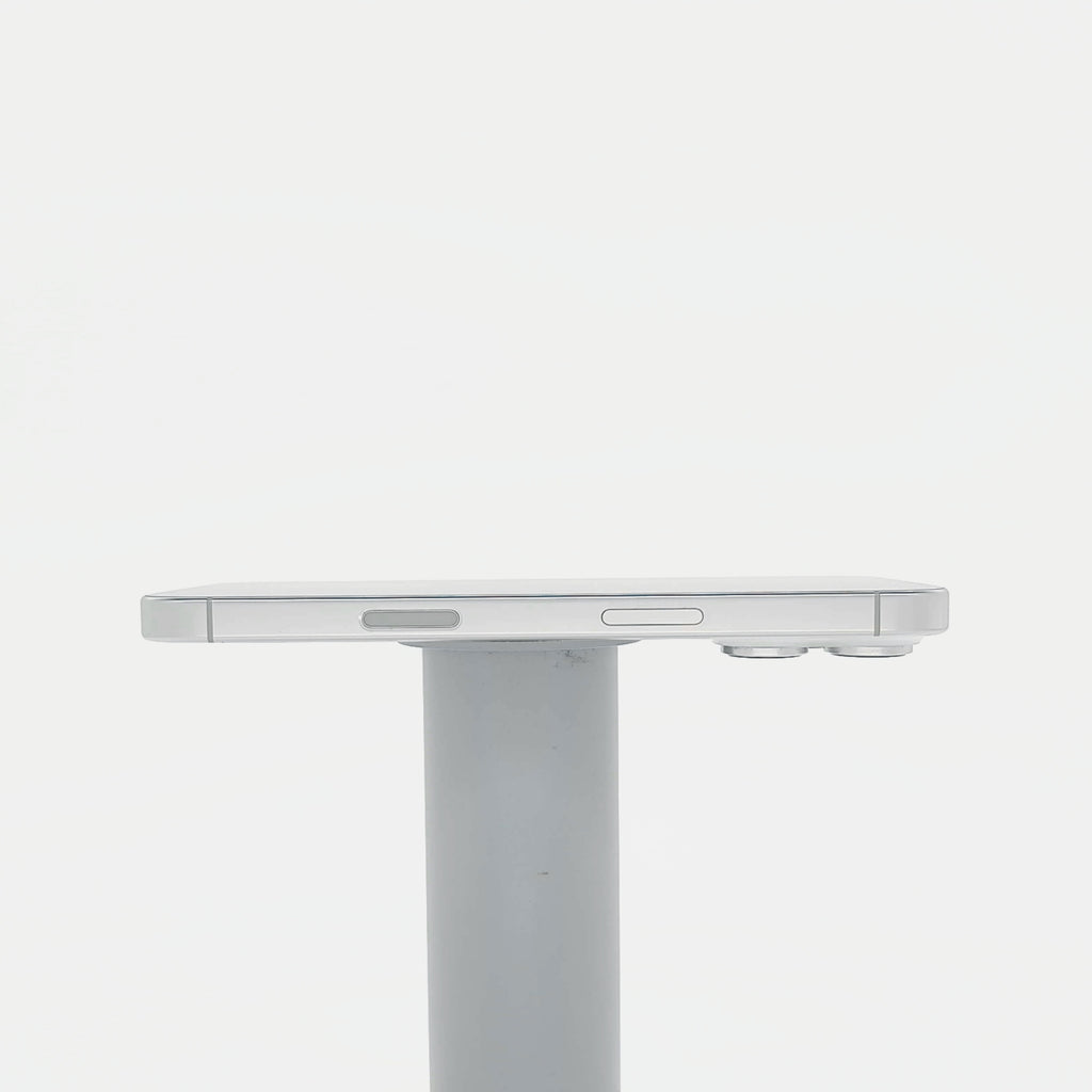 95新 Apple iPhone 16 Pro 128G 白色鈦金屬 中國大陸版