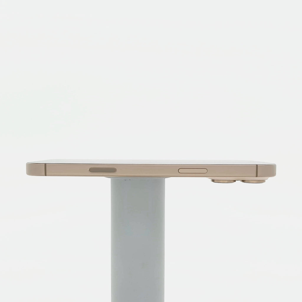 95新 Apple iPhone 16 Pro Max 256G 沙漠色鈦金屬 中國大陸版