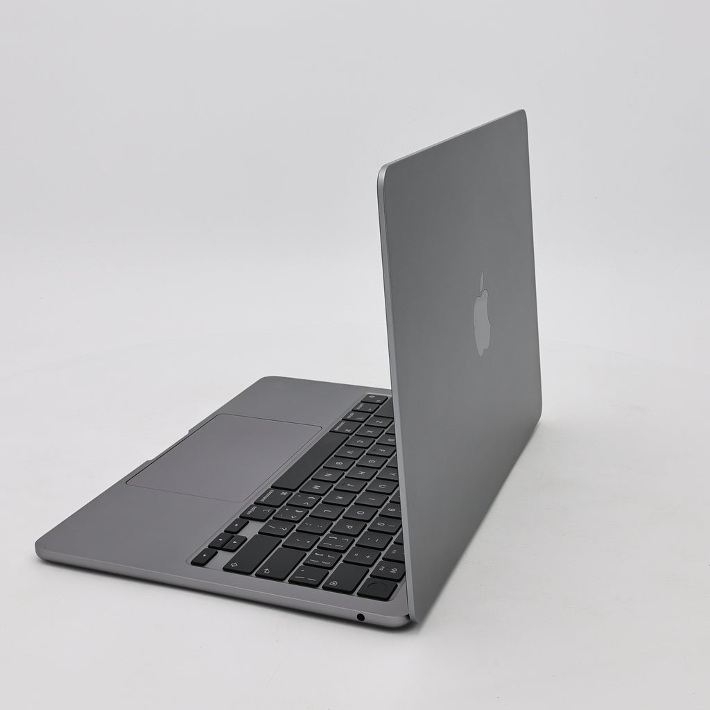 99新 Apple MacBook Air 22年 13寸 M2（8+8核） 8G RAM 256G SSD 深空灰色