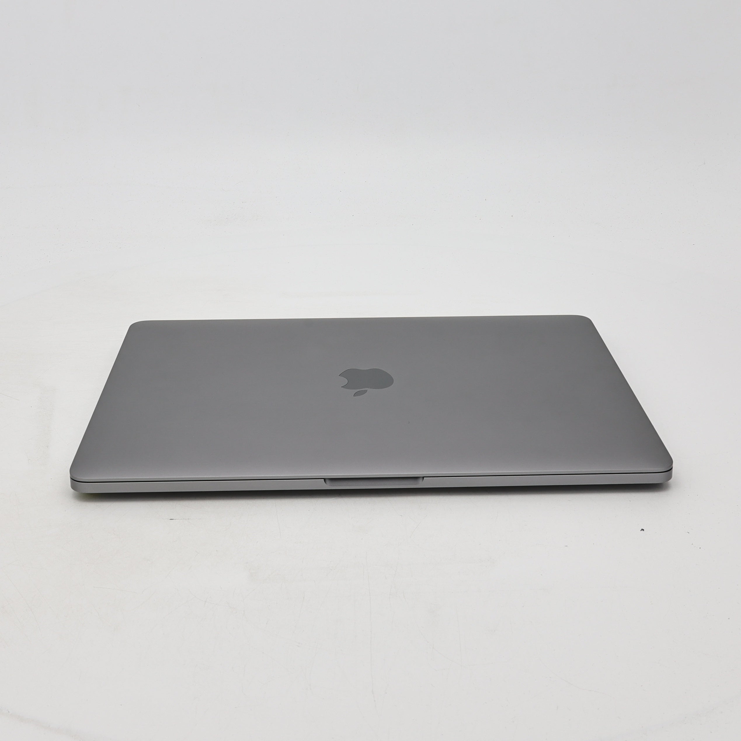 95新 Apple MacBook Pro 22年 13寸 M2（8+10核） 8G RAM 512G SSD 深空灰色