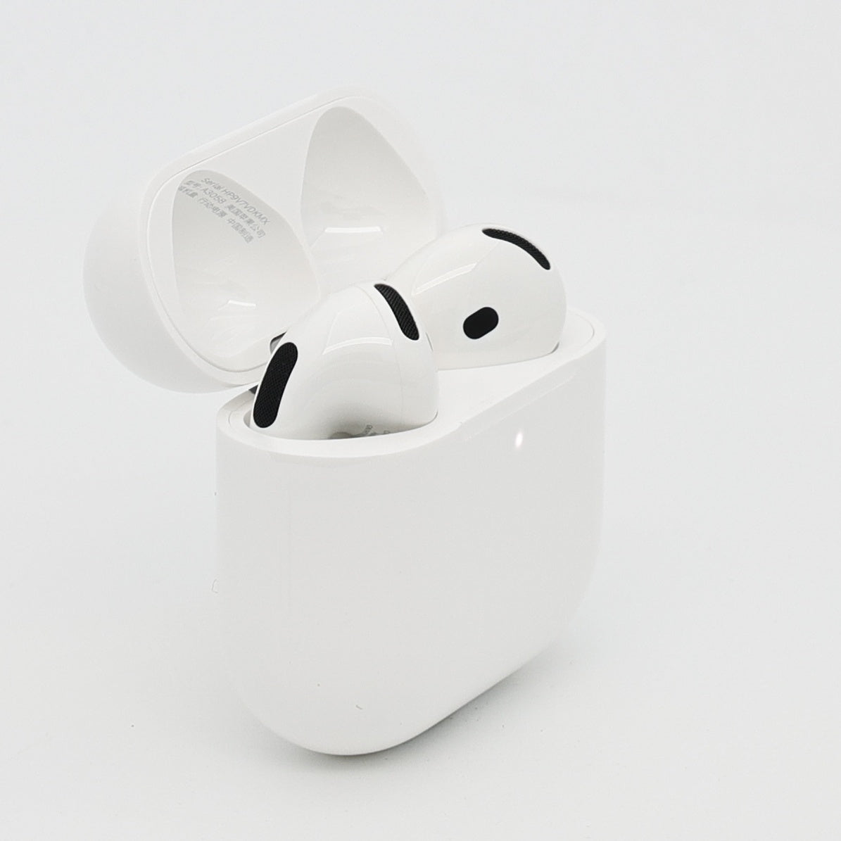 99新 Apple AirPods 4 (不支持主動降噪) 白色