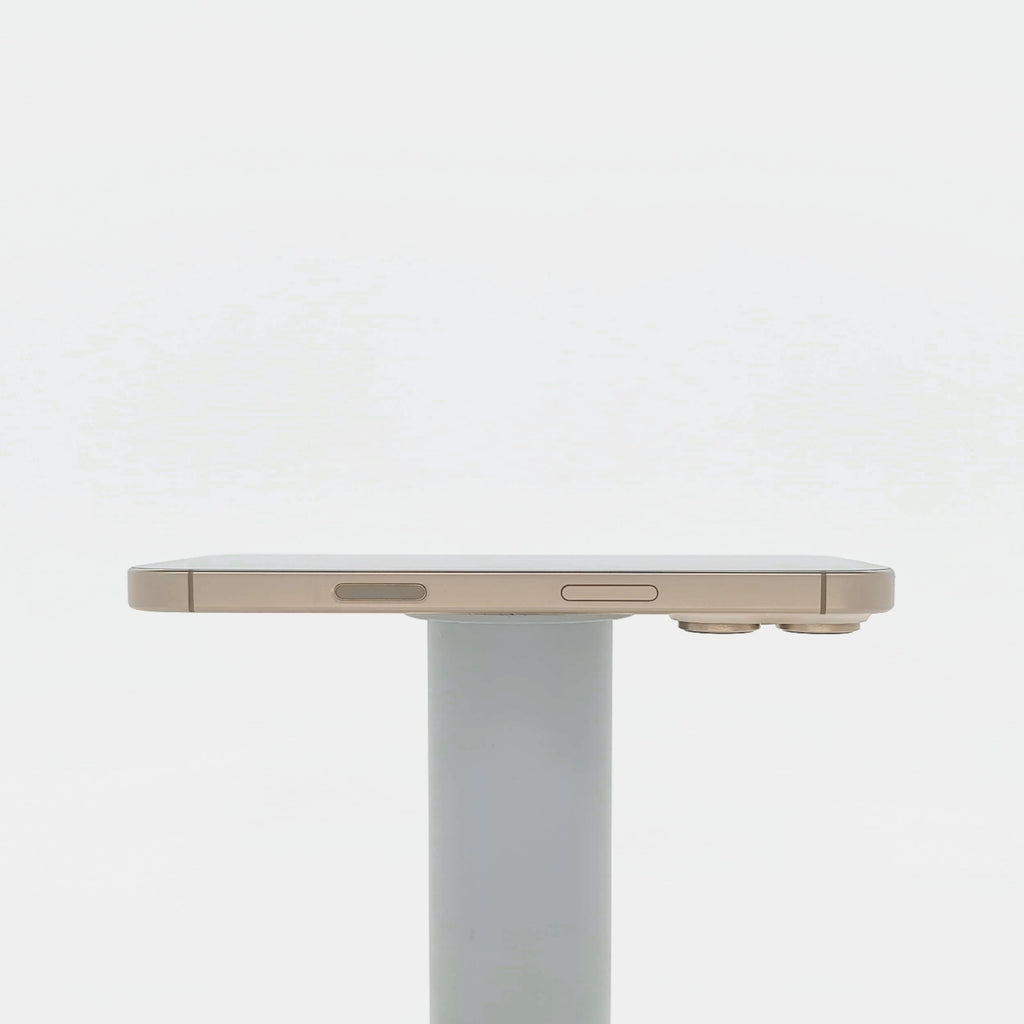 95新 Apple iPhone 16 Pro 256G 沙漠色鈦金屬 中國大陸版