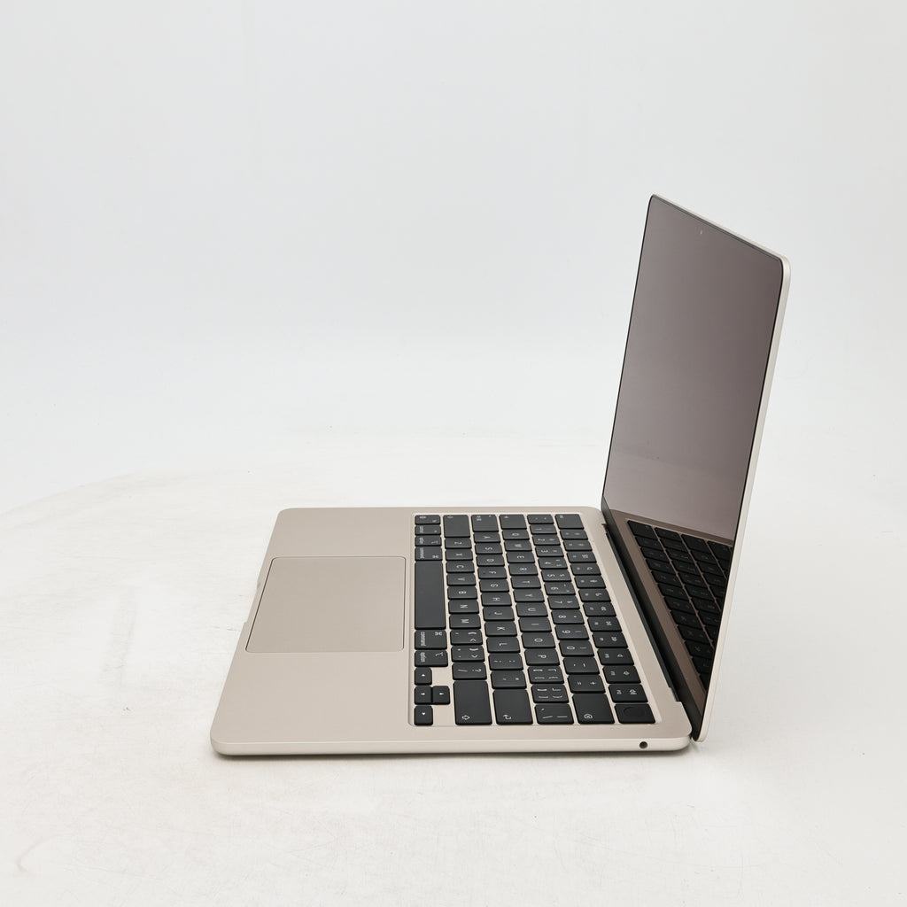 95新 Apple MacBook Air 22年 13寸 M2（8+8核） 8G RAM 256G SSD 星光色
