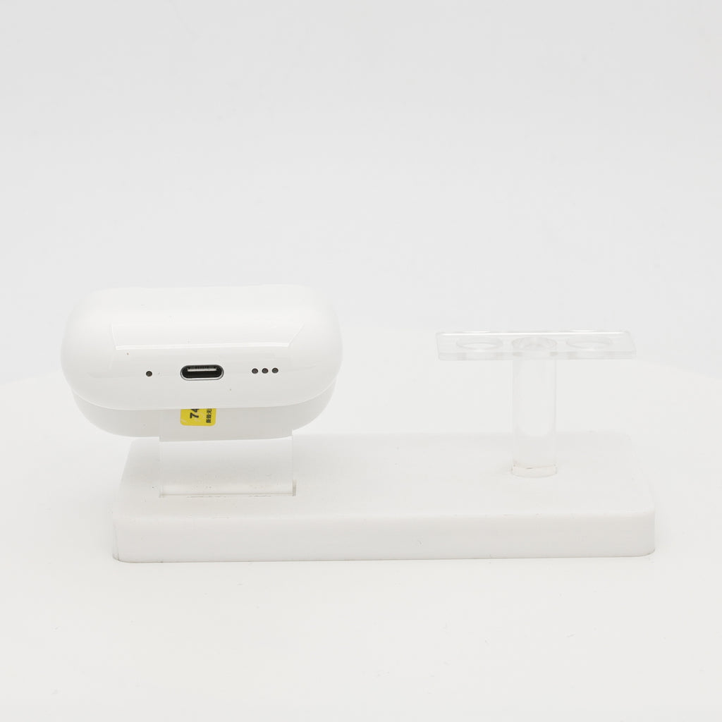 99新 Apple AirPods Pro 3 充電倉 白色