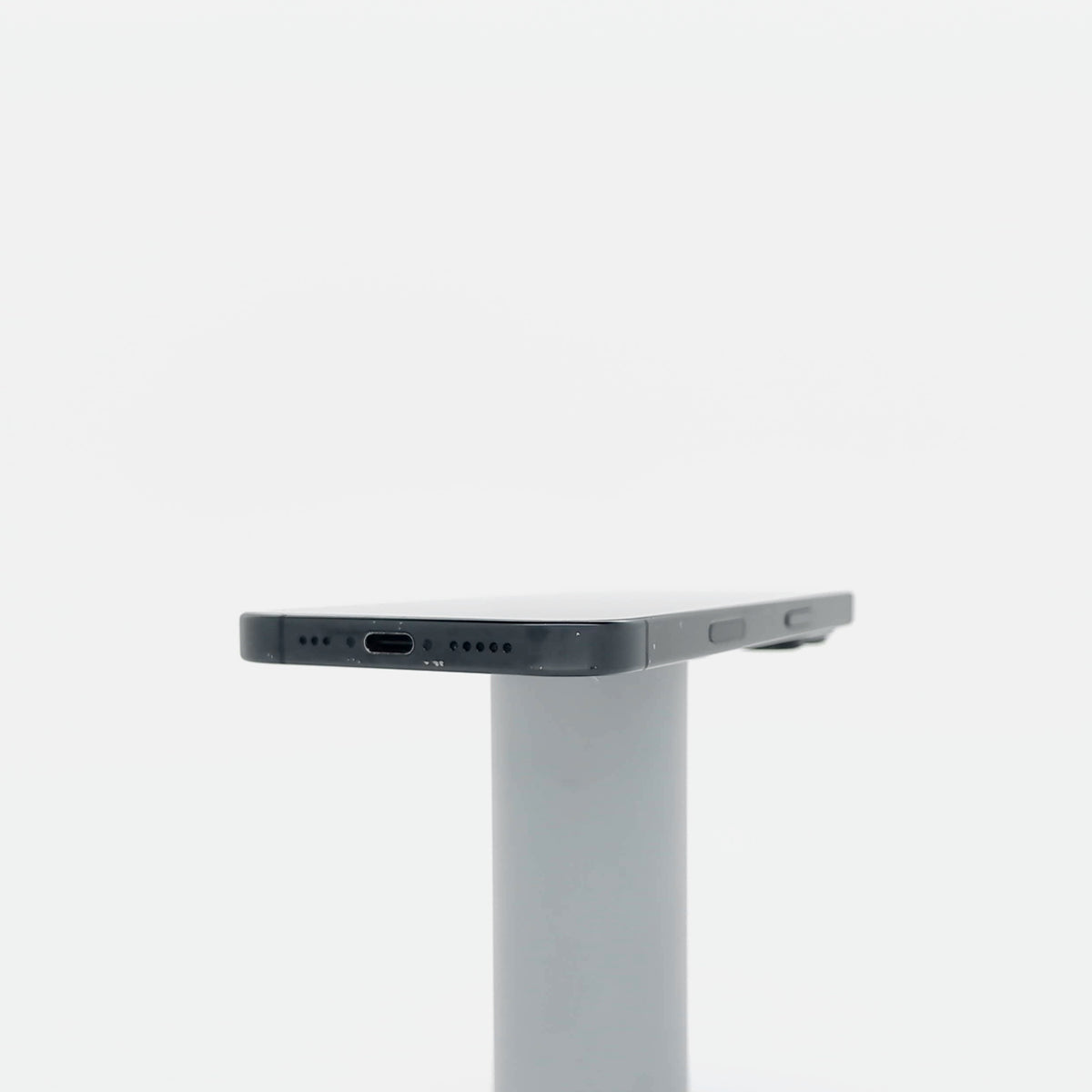 95新 Apple iPhone 16 Pro 128G 黑色鈦金屬 中國大陸版