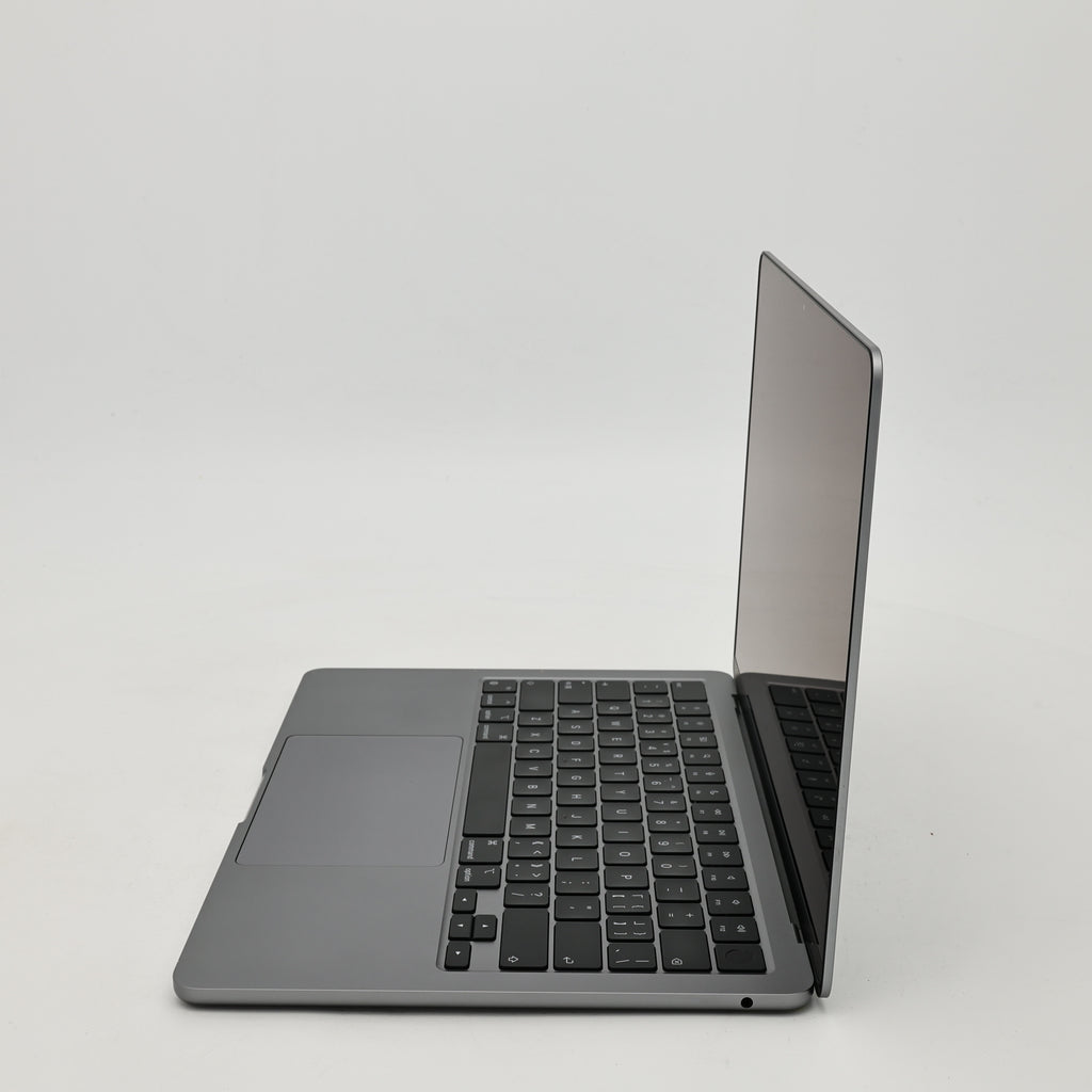 95新 Apple MacBook Air 22年 13寸 M2（8+10核） 16G RAM 256G SSD 深空灰色