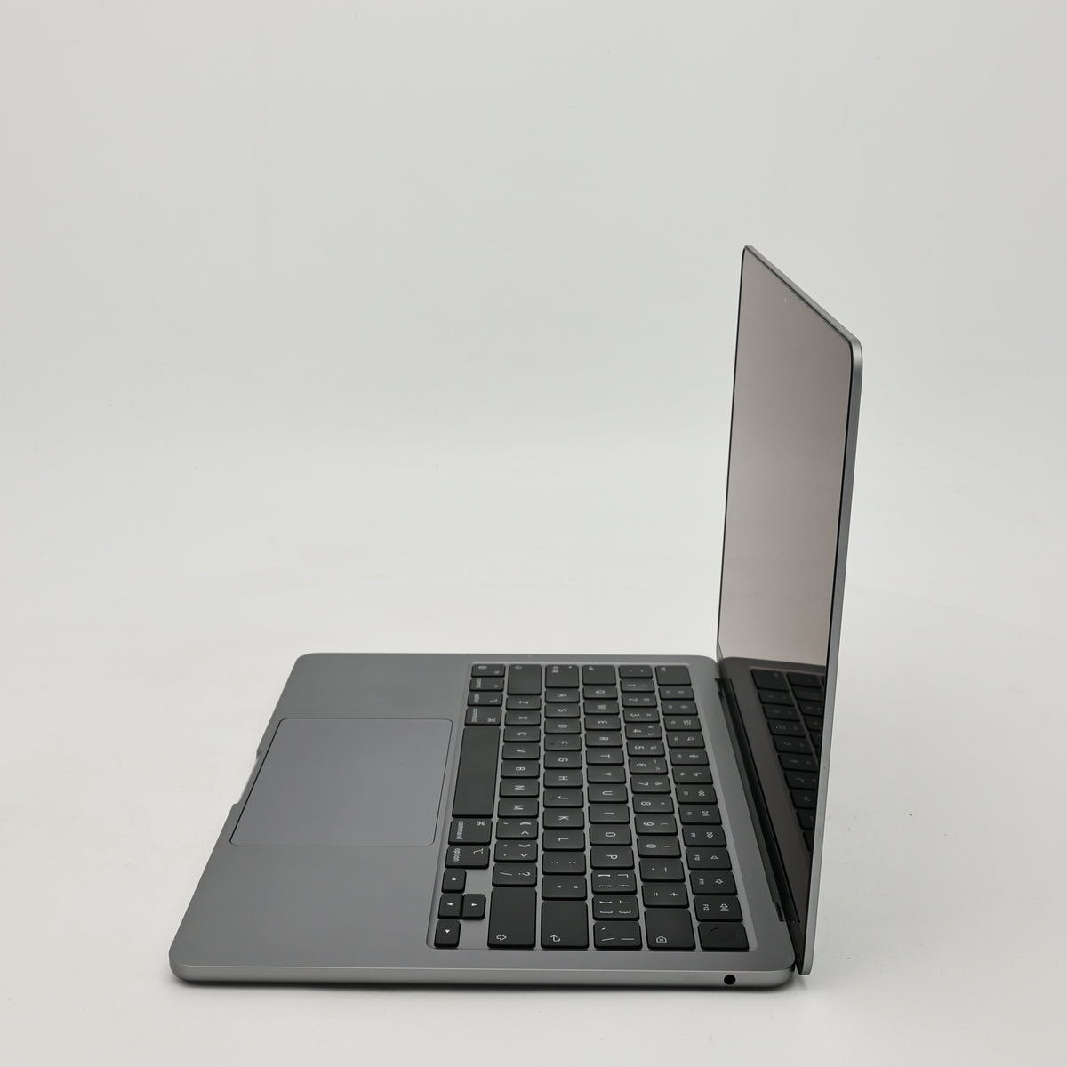95新 Apple MacBook Air 22年 13寸 M2（8+10核） 16G RAM 256G SSD 深空灰色