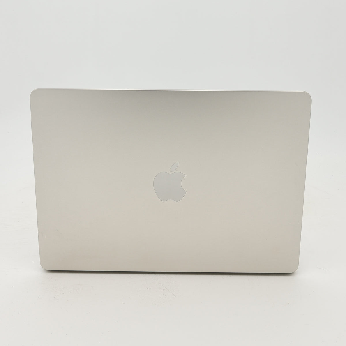 95新 Apple MacBook Air 22年 13寸 M2（8+8核） 8G RAM 256G SSD 星光色