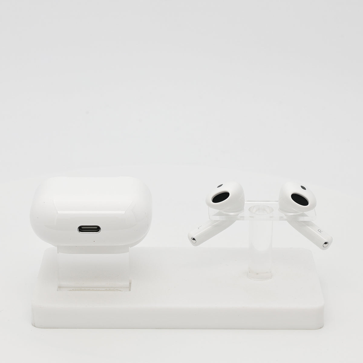 99新 Apple AirPods 5 白色
