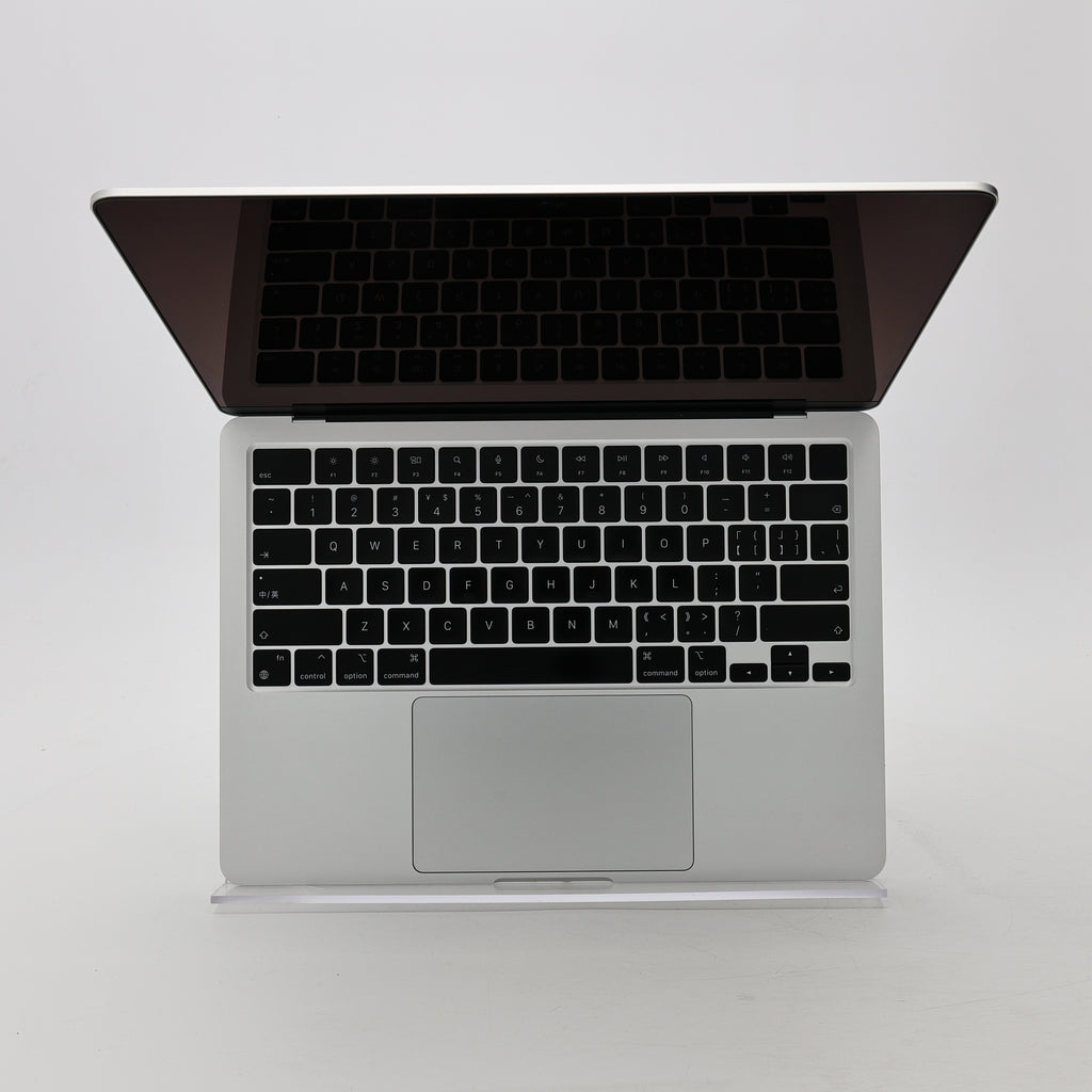 95新 Apple MacBook Air 22年 13寸 M2（8+10核） 8G RAM 512G SSD 銀色