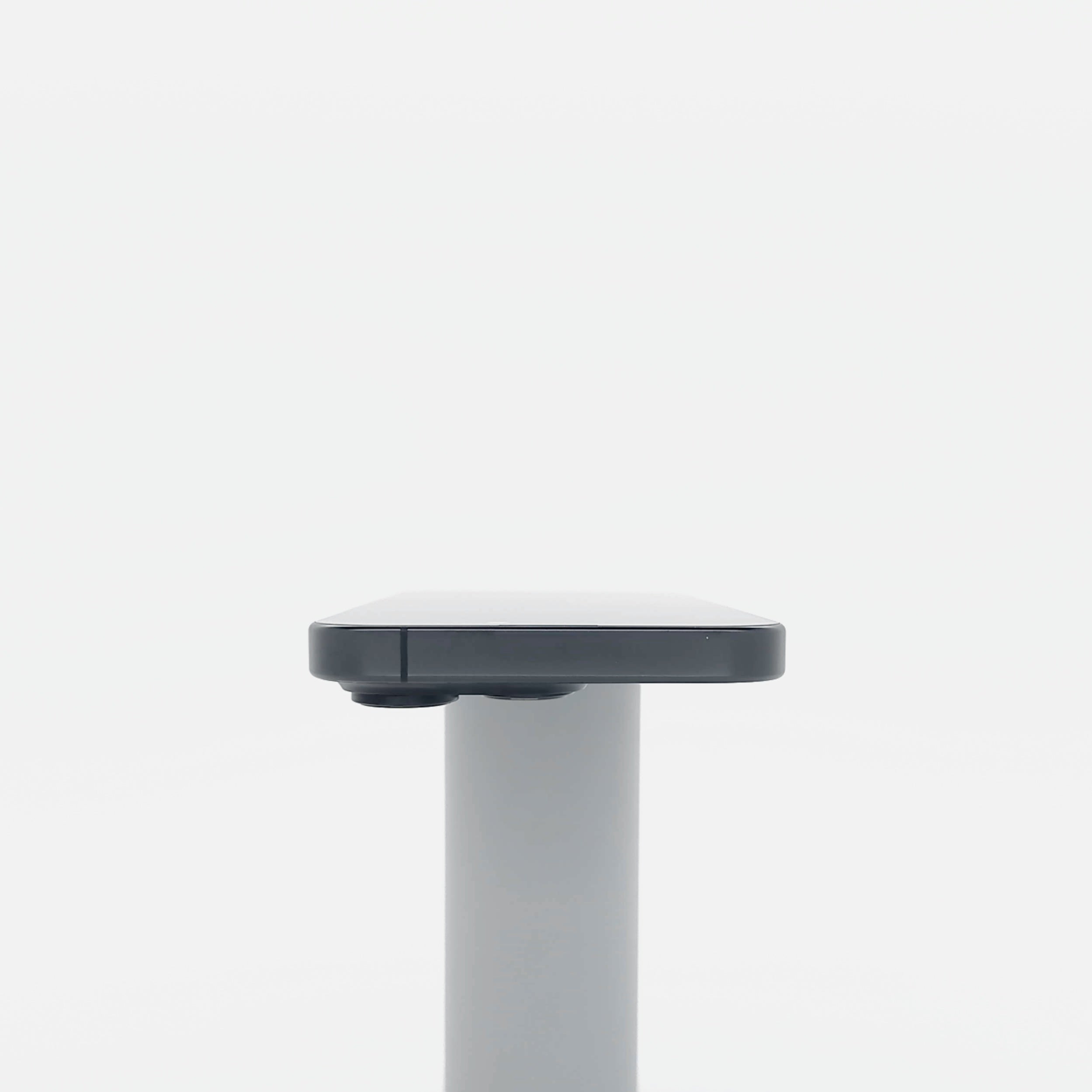 95新 Apple iPhone 16 Pro 128G 黑色鈦金屬 中國大陸版