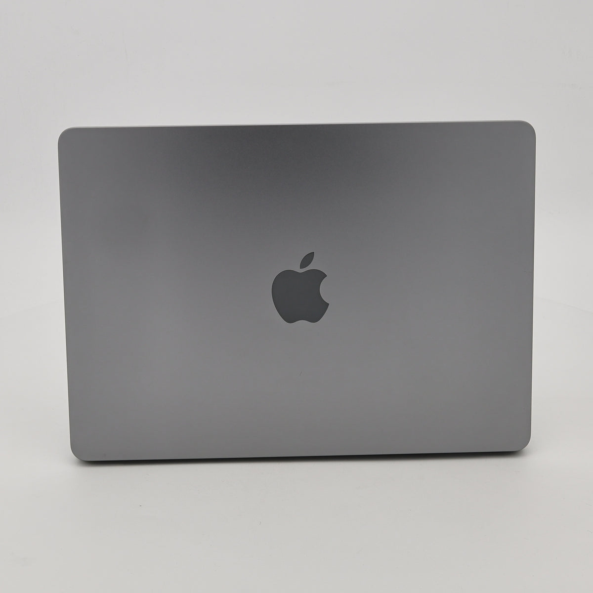 95新 Apple MacBook Air 22年 13寸 M2（8+8核） 8G RAM 256G SSD 深空灰色