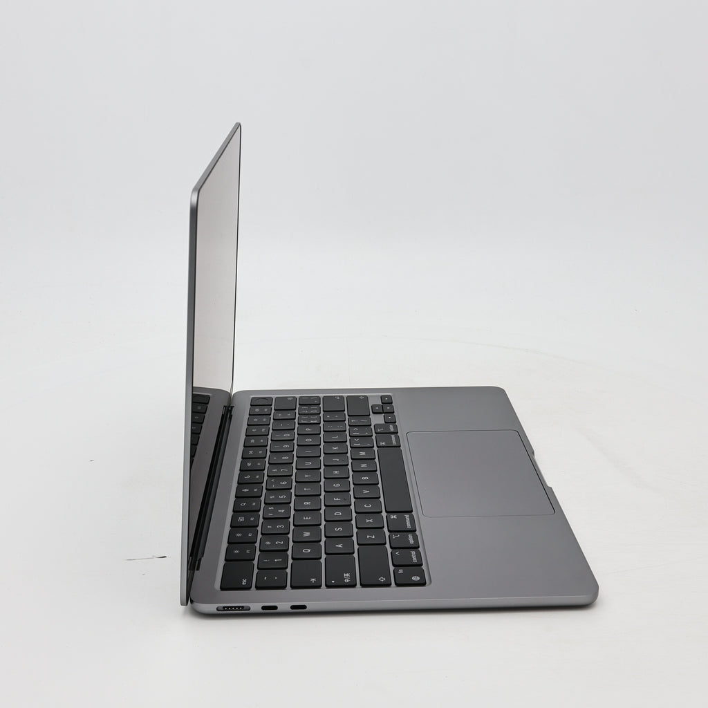 99新 Apple MacBook Air 22年 13寸 M2（8+8核） 8G RAM 256G SSD 深空灰色