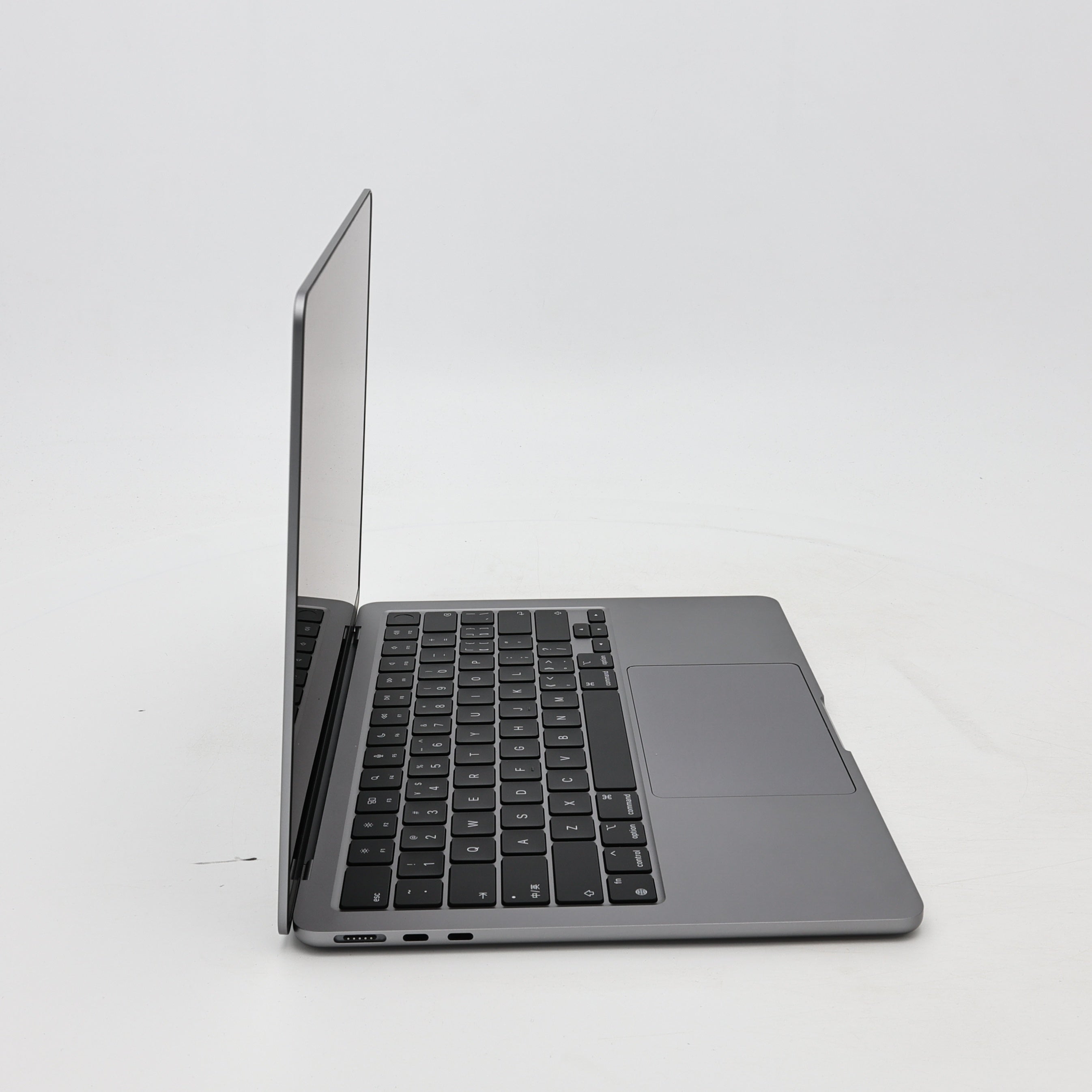 99新 Apple MacBook Air 22年 13寸 M2（8+8核） 8G RAM 256G SSD 深空灰色