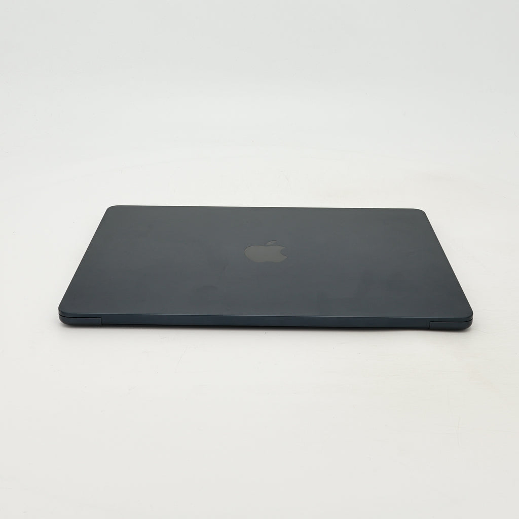 95新 Apple MacBook Air 22年 13寸 M2（8+8核） 8G RAM 256G SSD 午夜色