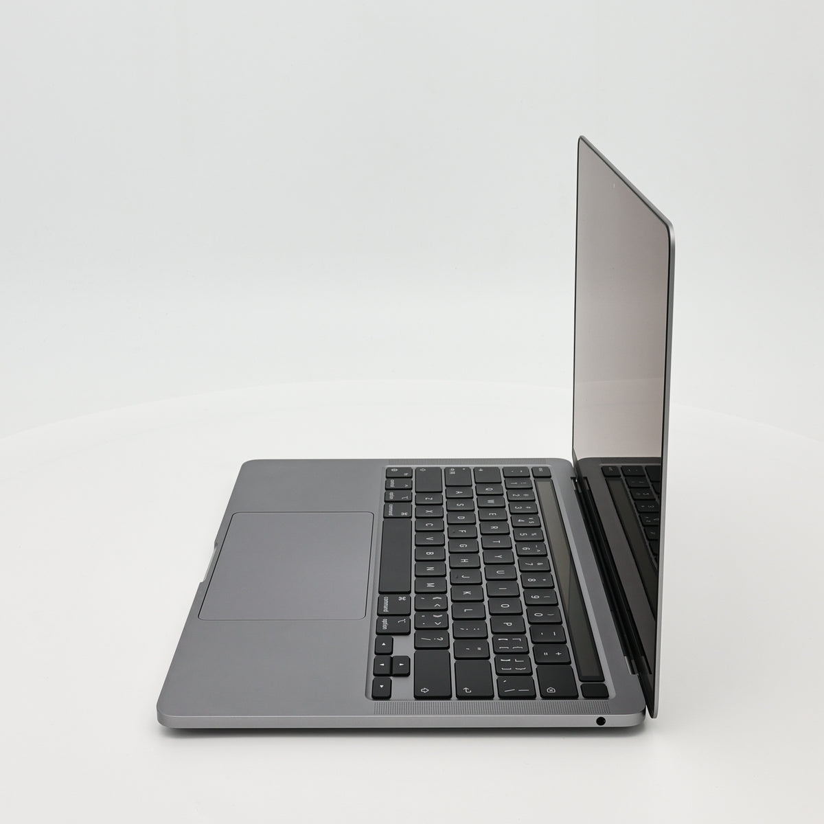 95新 Apple MacBook Pro 22年 13寸 M2（8+10核） 8G RAM 512G SSD 深空灰色