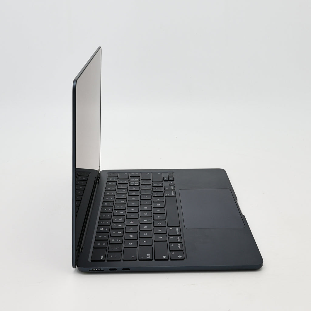99新 Apple MacBook Air 22年 13寸 M2（8+8核） 8G RAM 256G SSD 午夜色