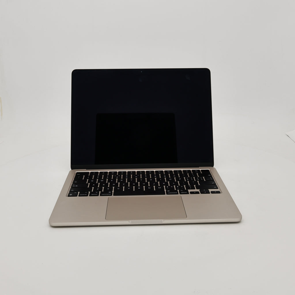 95新 Apple MacBook Air 22年 13寸 M2（8+8核） 8G RAM 256G SSD 星光色