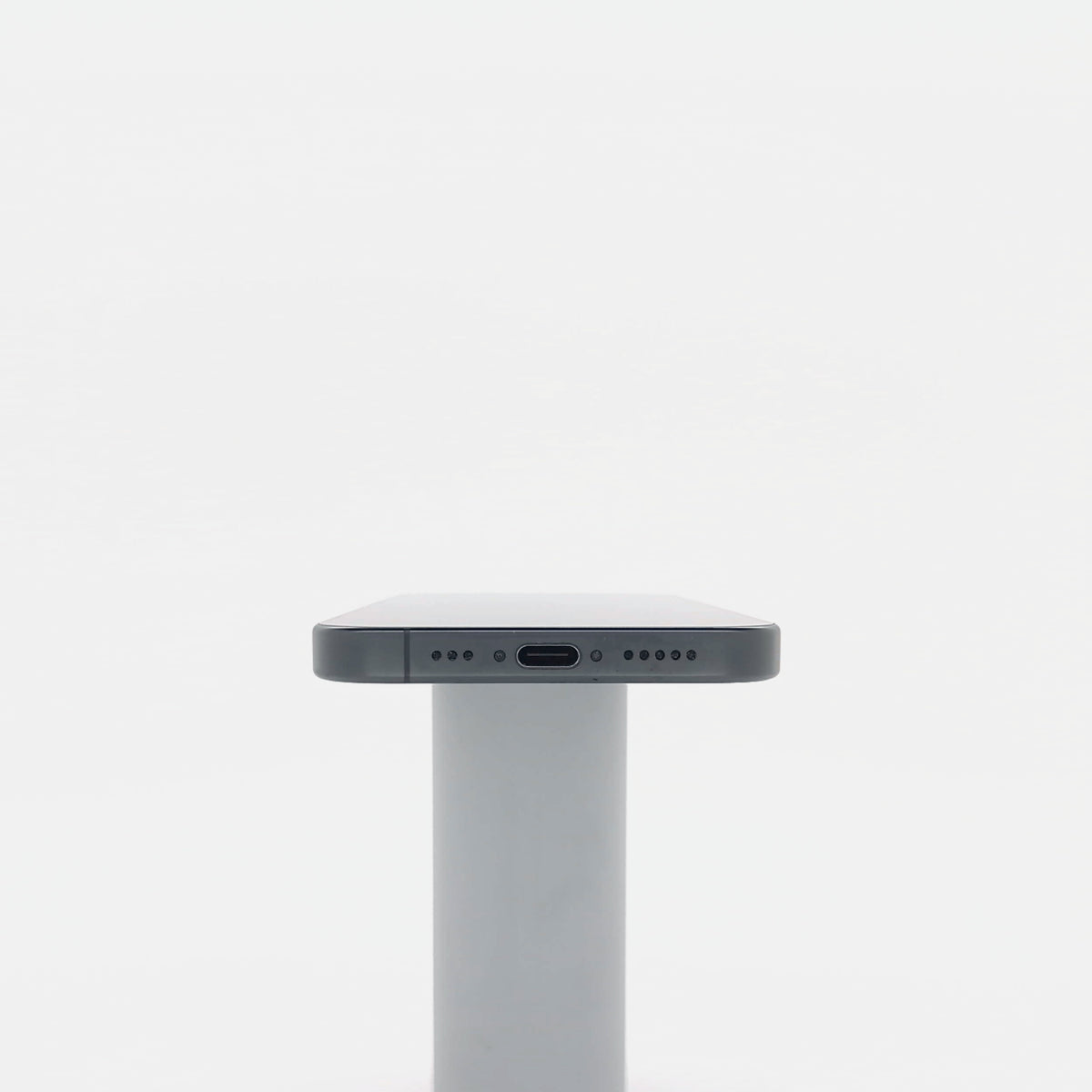 95新 Apple iPhone 16 Pro 128G 黑色鈦金屬 中國大陸版