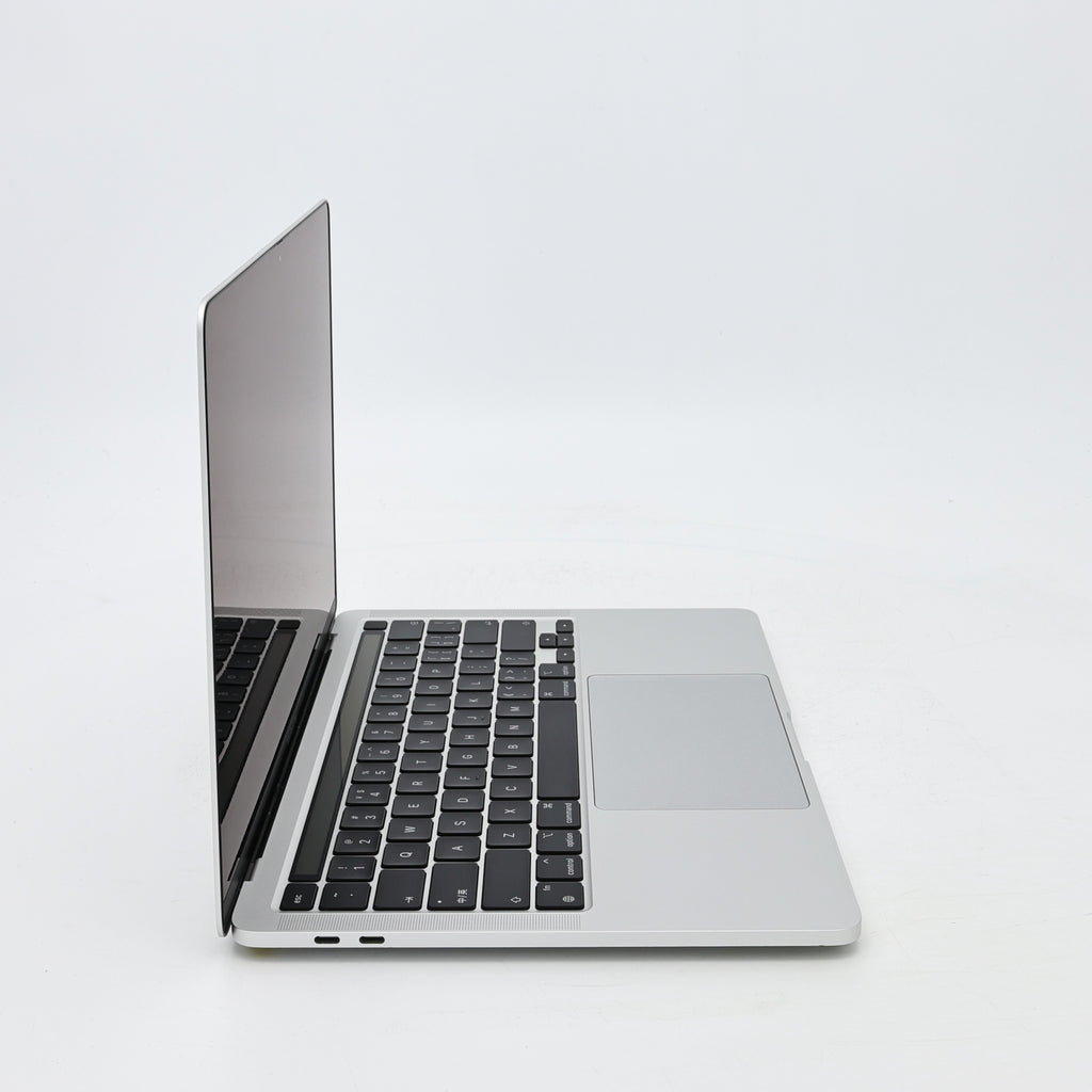 95新 Apple MacBook Pro 22年 13寸 M2（8+10核） 8G RAM 512G SSD 銀色