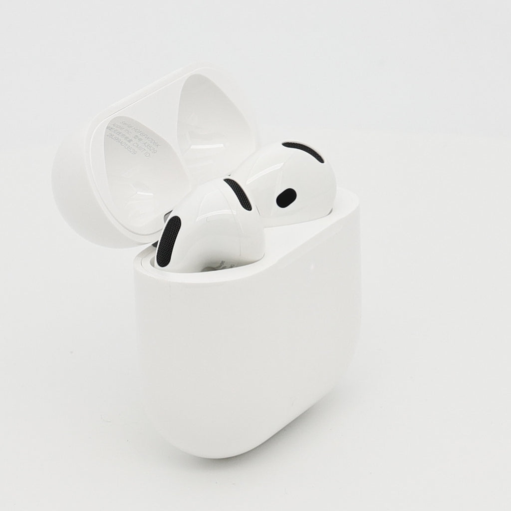 99新 Apple AirPods 5 白色