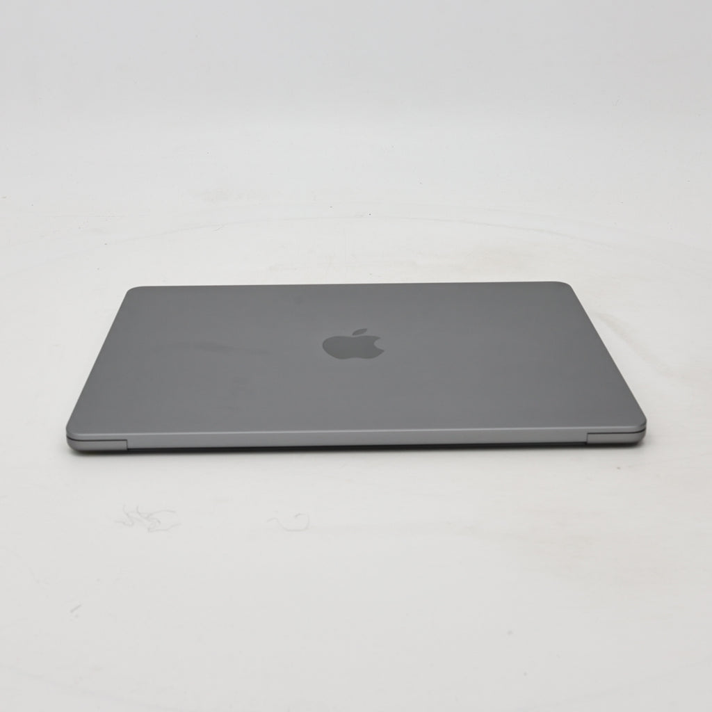 95新 Apple MacBook Air 22年 13寸 M2（8+8核） 8G RAM 256G SSD 深空灰色