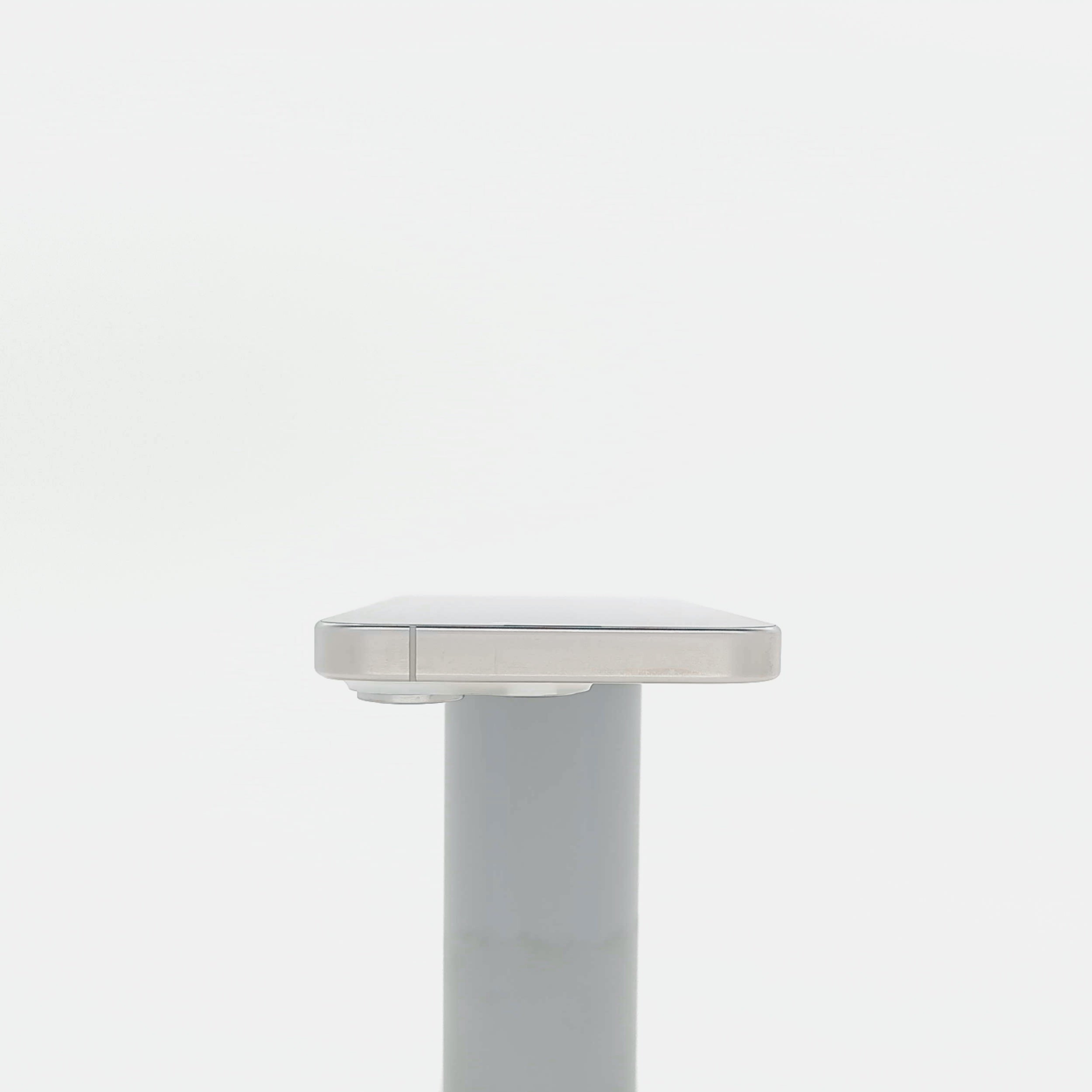 95新 Apple iPhone 15 Pro 256G 白色鈦金屬 中國大陸版