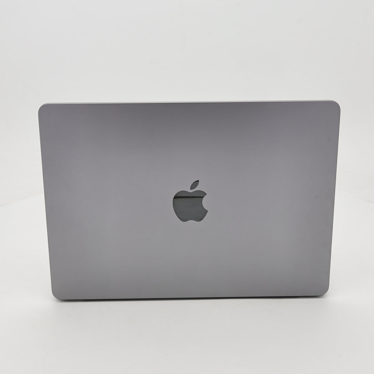 95新 Apple MacBook Air 22年 13寸 M2（8+8核） 8G RAM 256G SSD 深空灰色