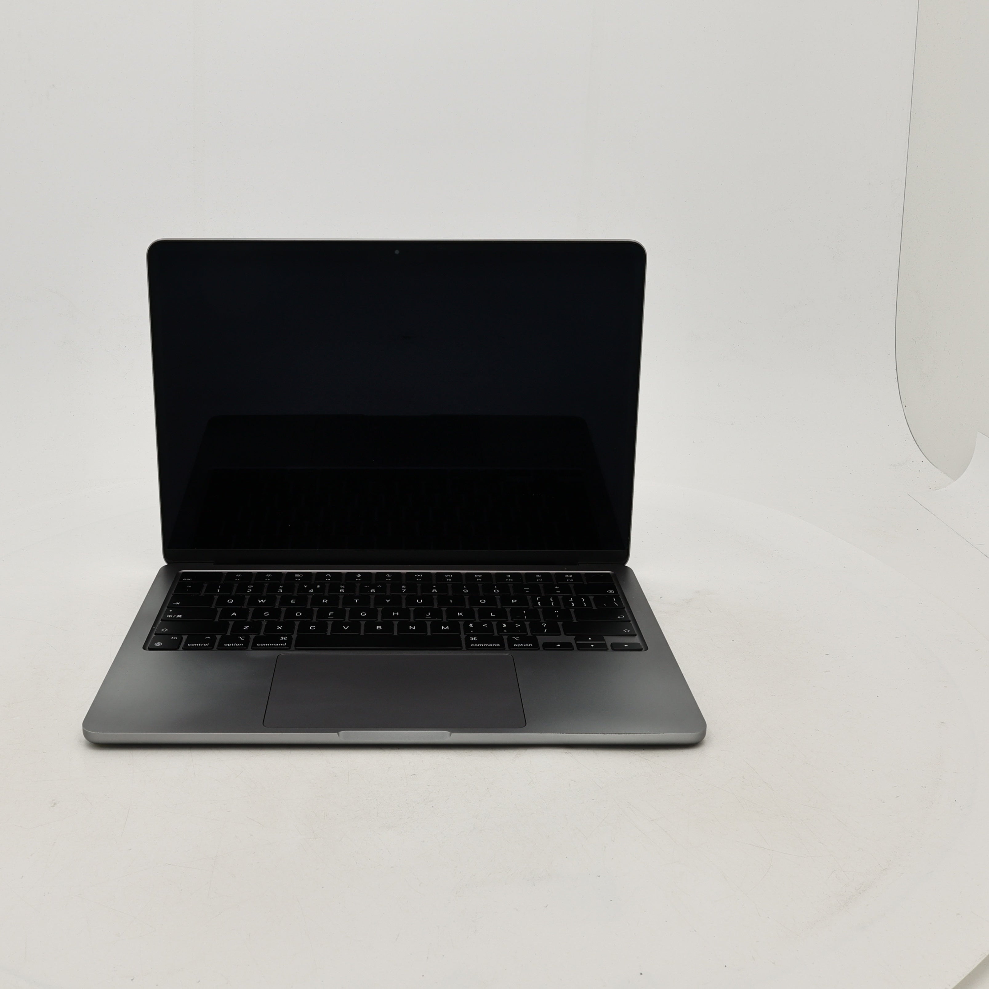 95新 Apple MacBook Air 22年 13寸 M2（8+8核） 8G RAM 256G SSD 深空灰色