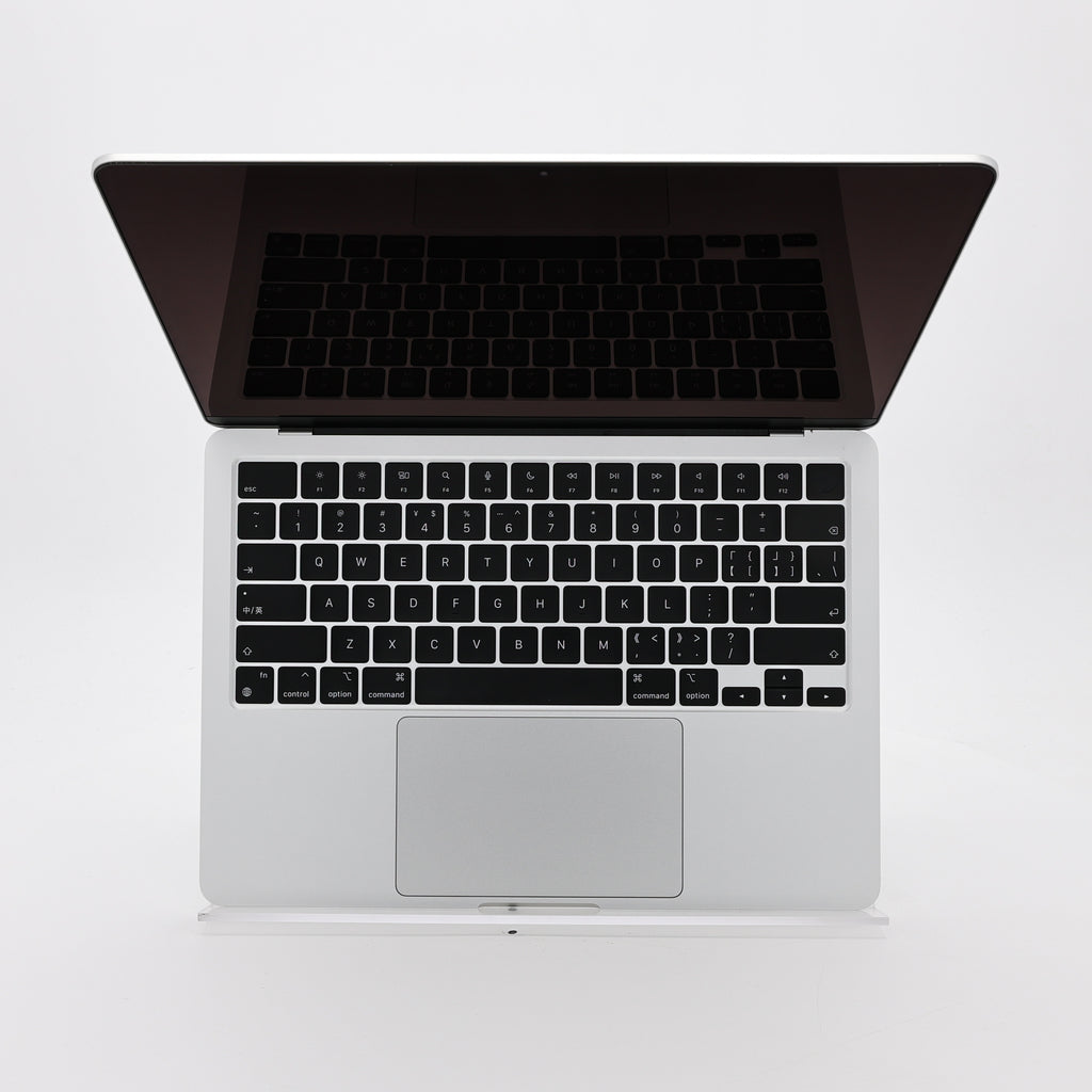95新 Apple MacBook Air 22年 13寸 M2（8+10核） 8G RAM 512G SSD 銀色