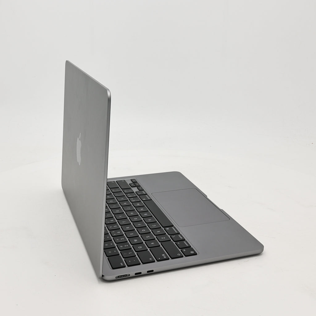 95新 Apple MacBook Air 22年 13寸 M2（8+8核） 8G RAM 256G SSD 深空灰色