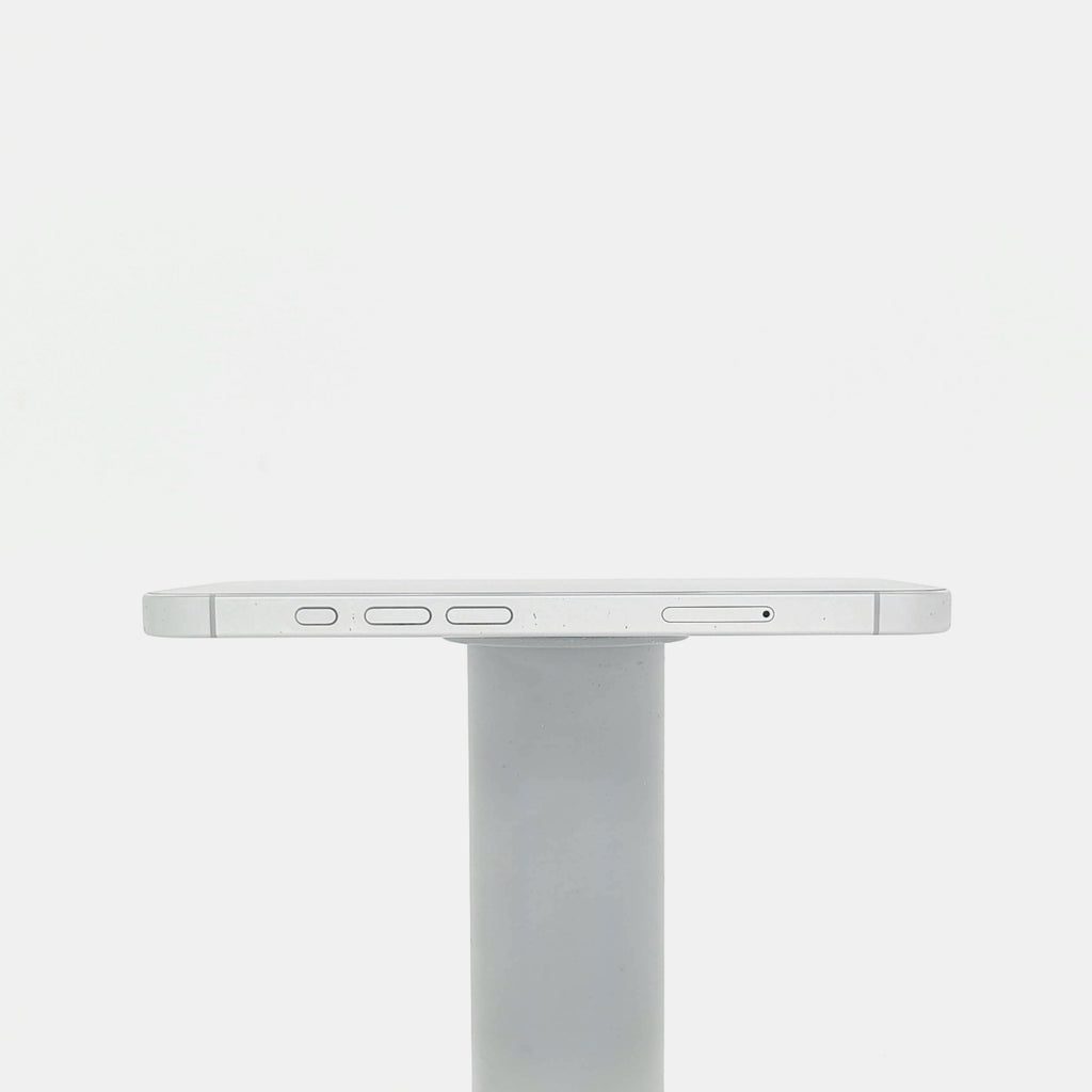 95新 Apple iPhone 16 256G 白色 中國大陸版
