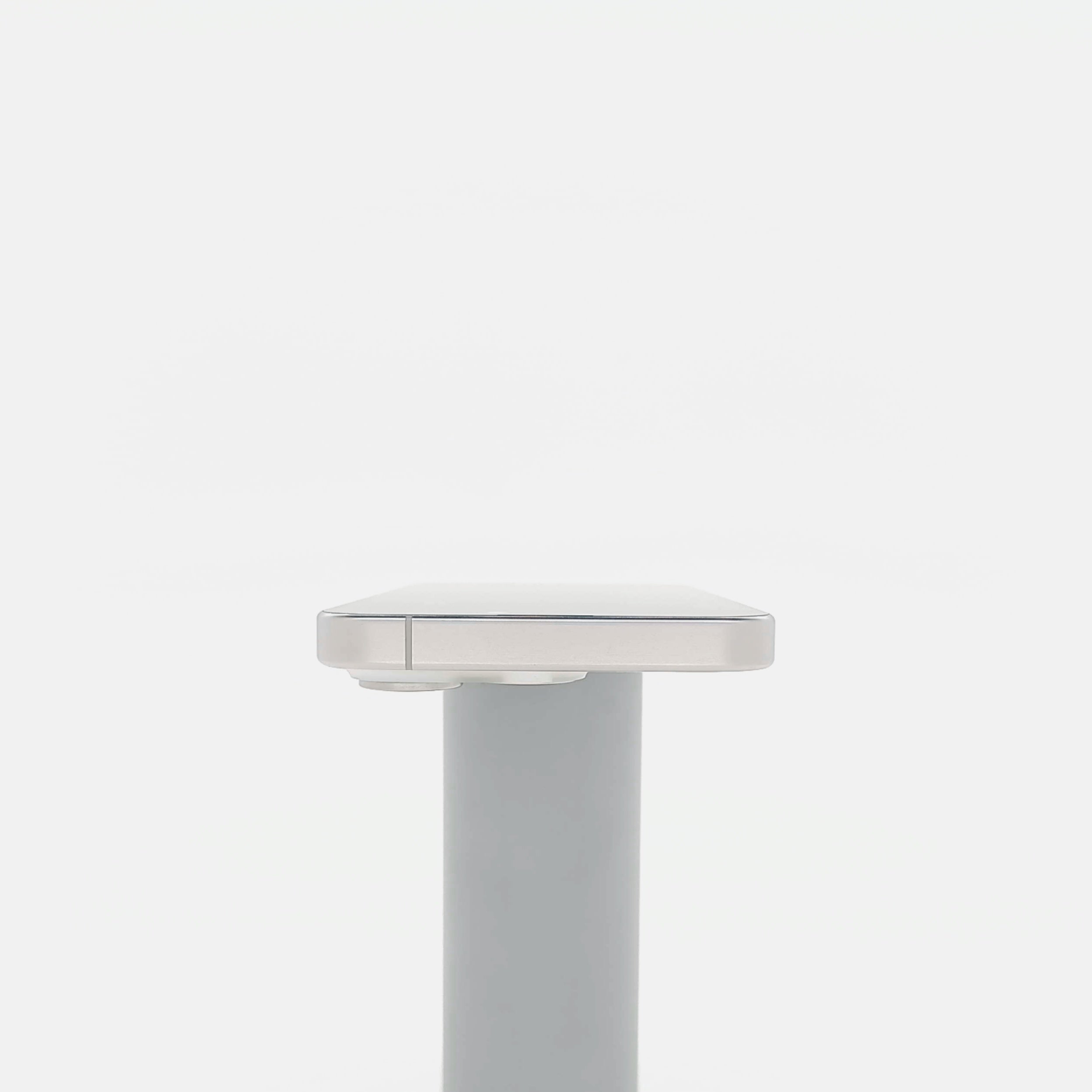 95新 Apple iPhone 15 Pro 128G 白色鈦金屬 中國大陸版