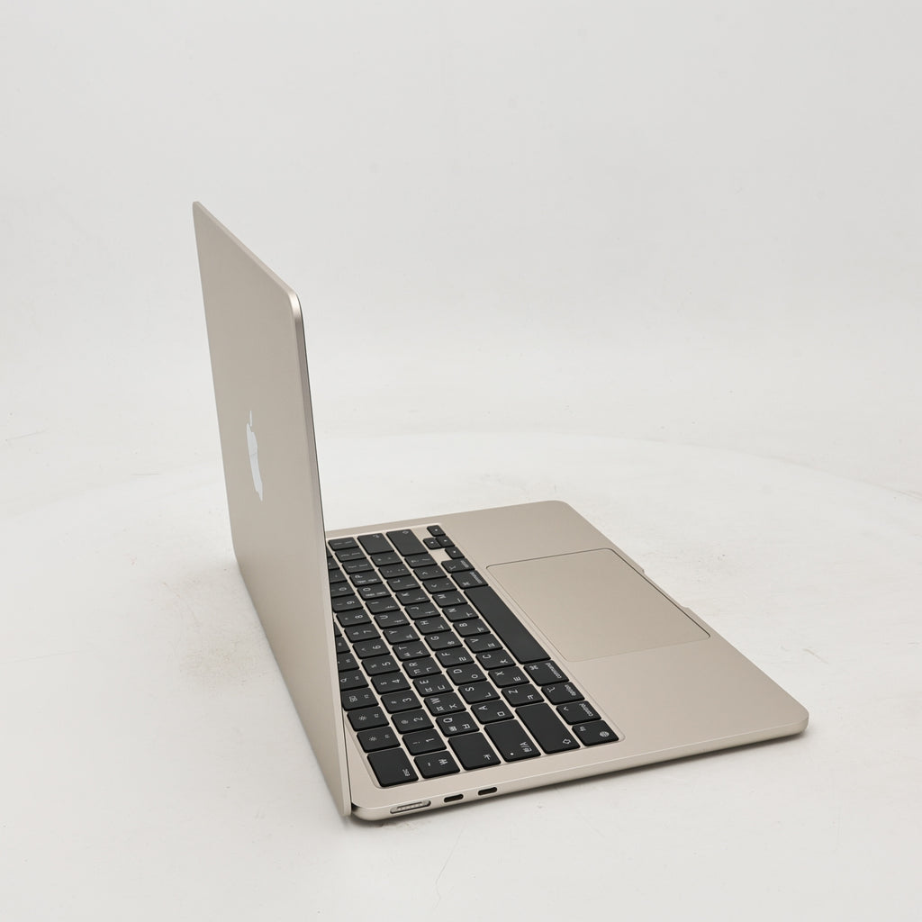 95新 Apple MacBook Air 22年 13寸 M2（8+8核） 8G RAM 256G SSD 星光色